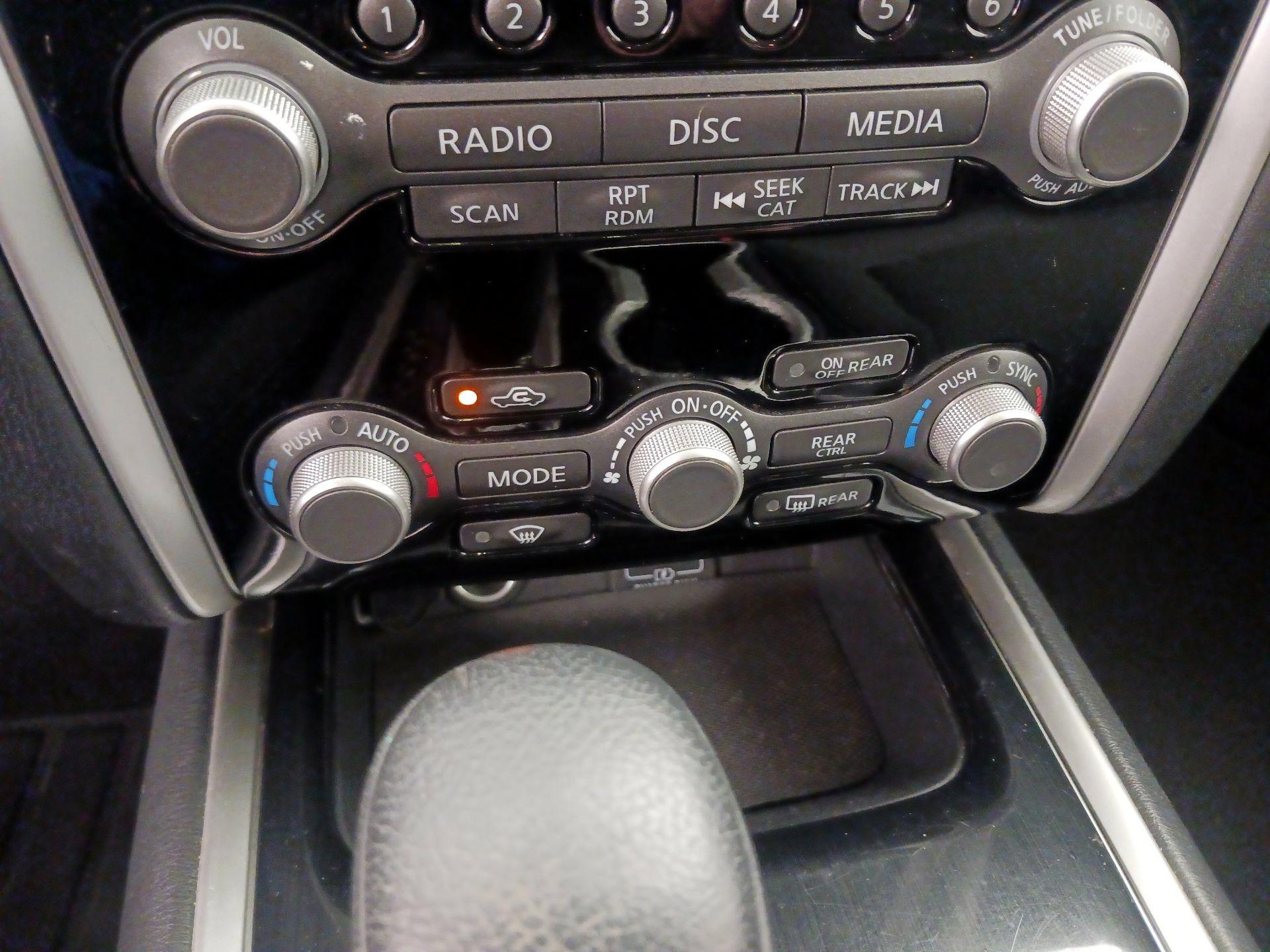Thumbnail: 2019 Nissan Pathfinder - 16