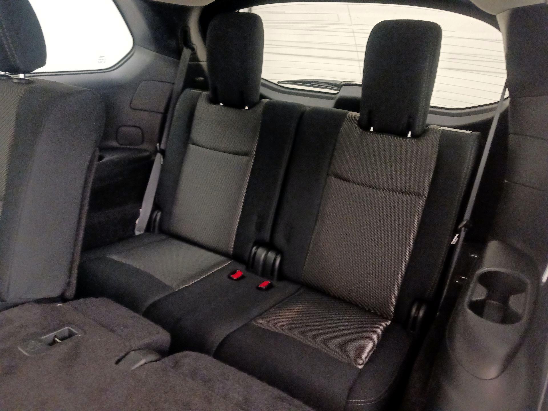 Thumbnail: 2019 Nissan Pathfinder - 20