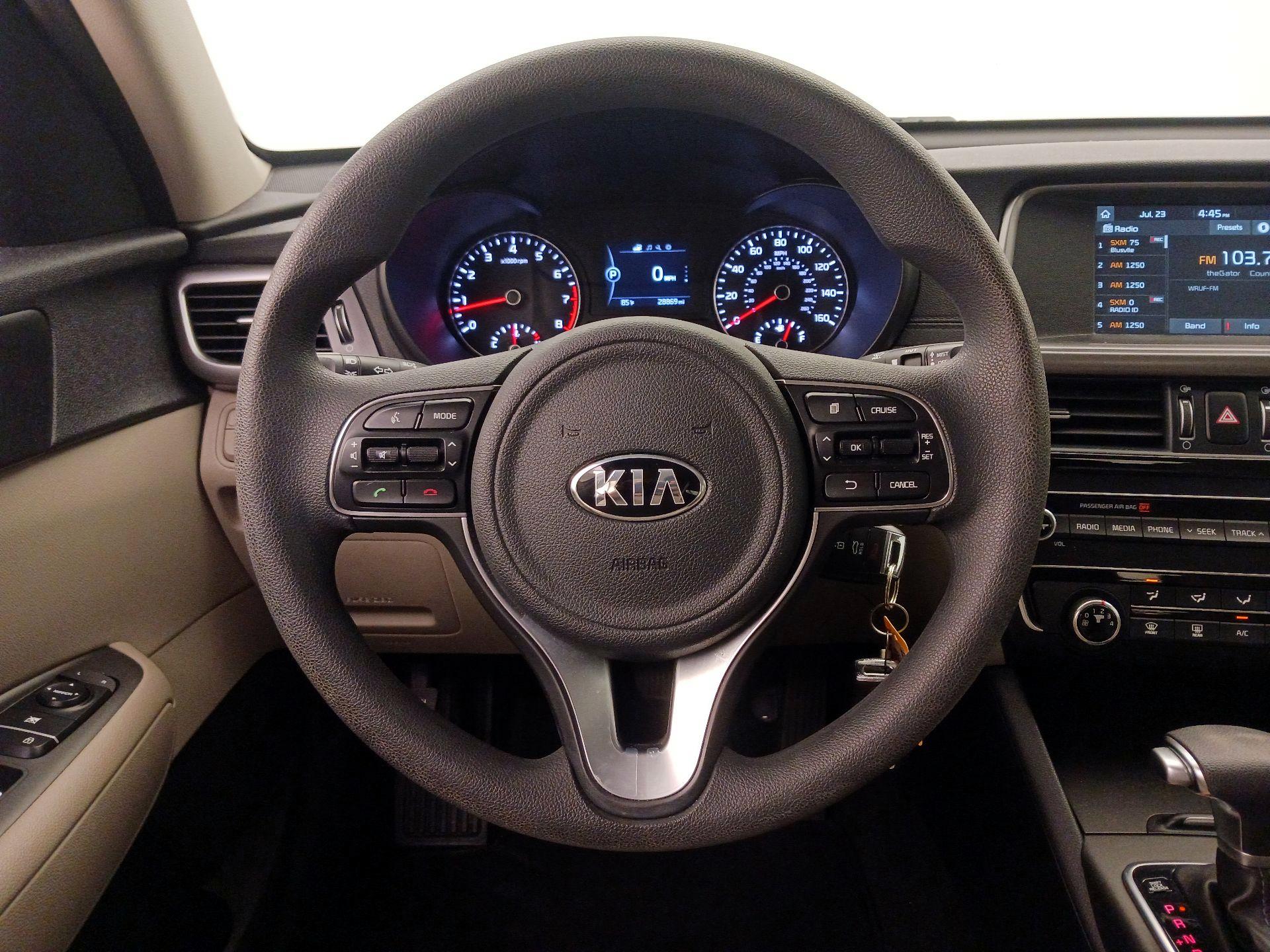 Thumbnail: 2018 Kia Optima - 10