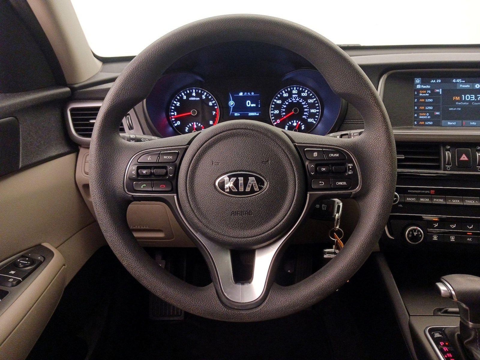2018 Kia Optima LX - Photo 11