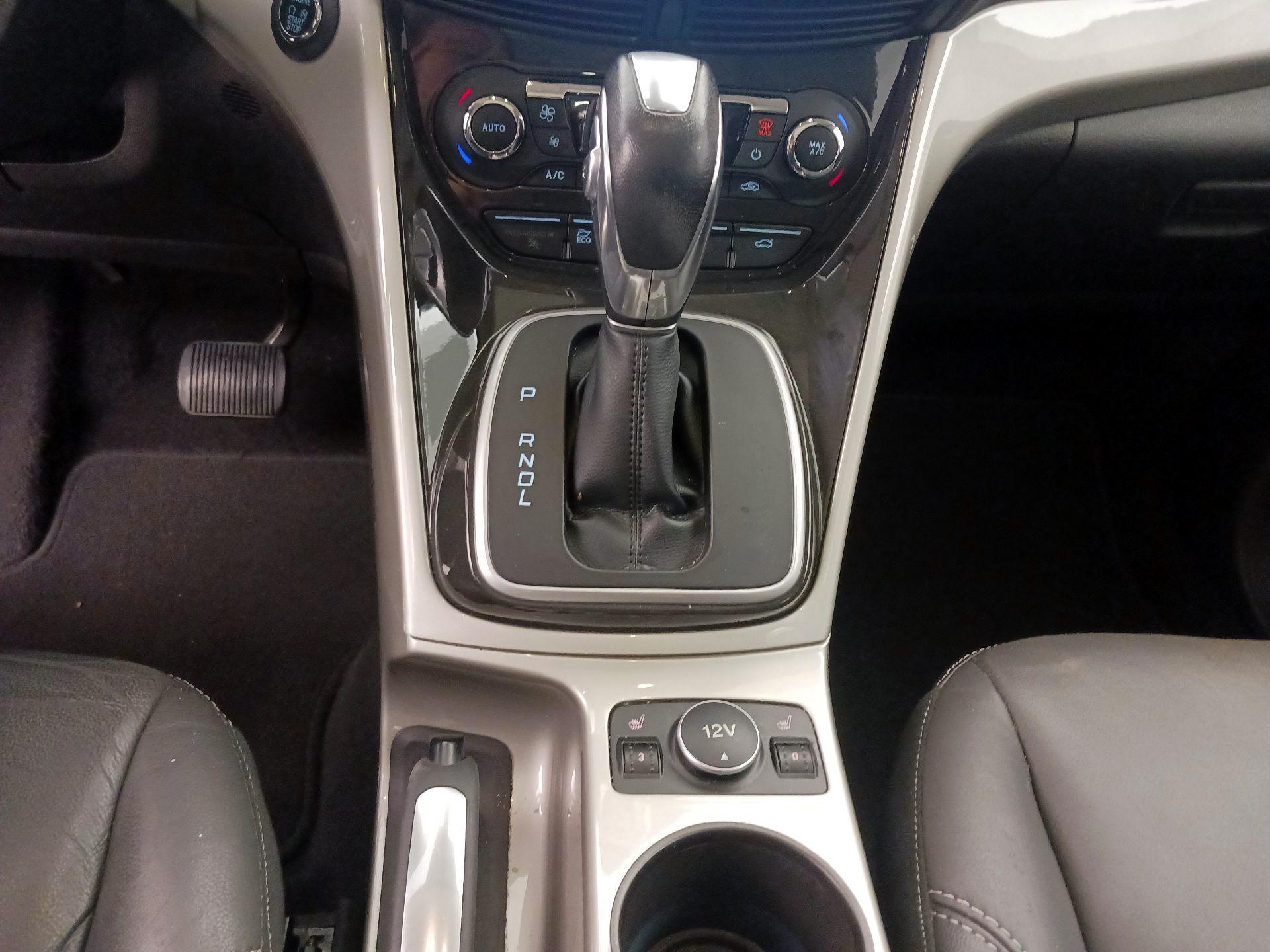 Thumbnail: 2016 Ford C-Max - 18