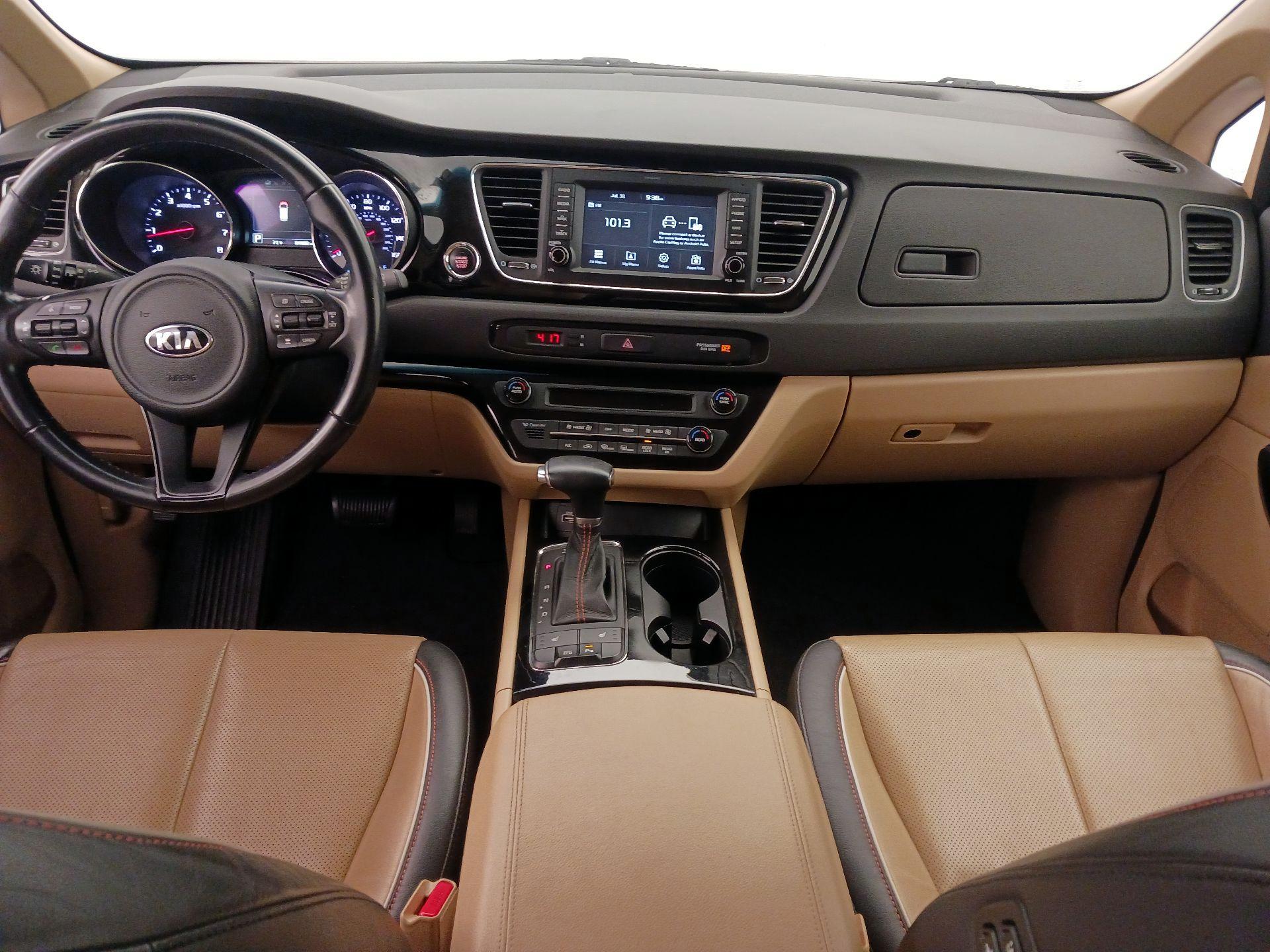 Thumbnail: 2017 Kia Sedona - 9