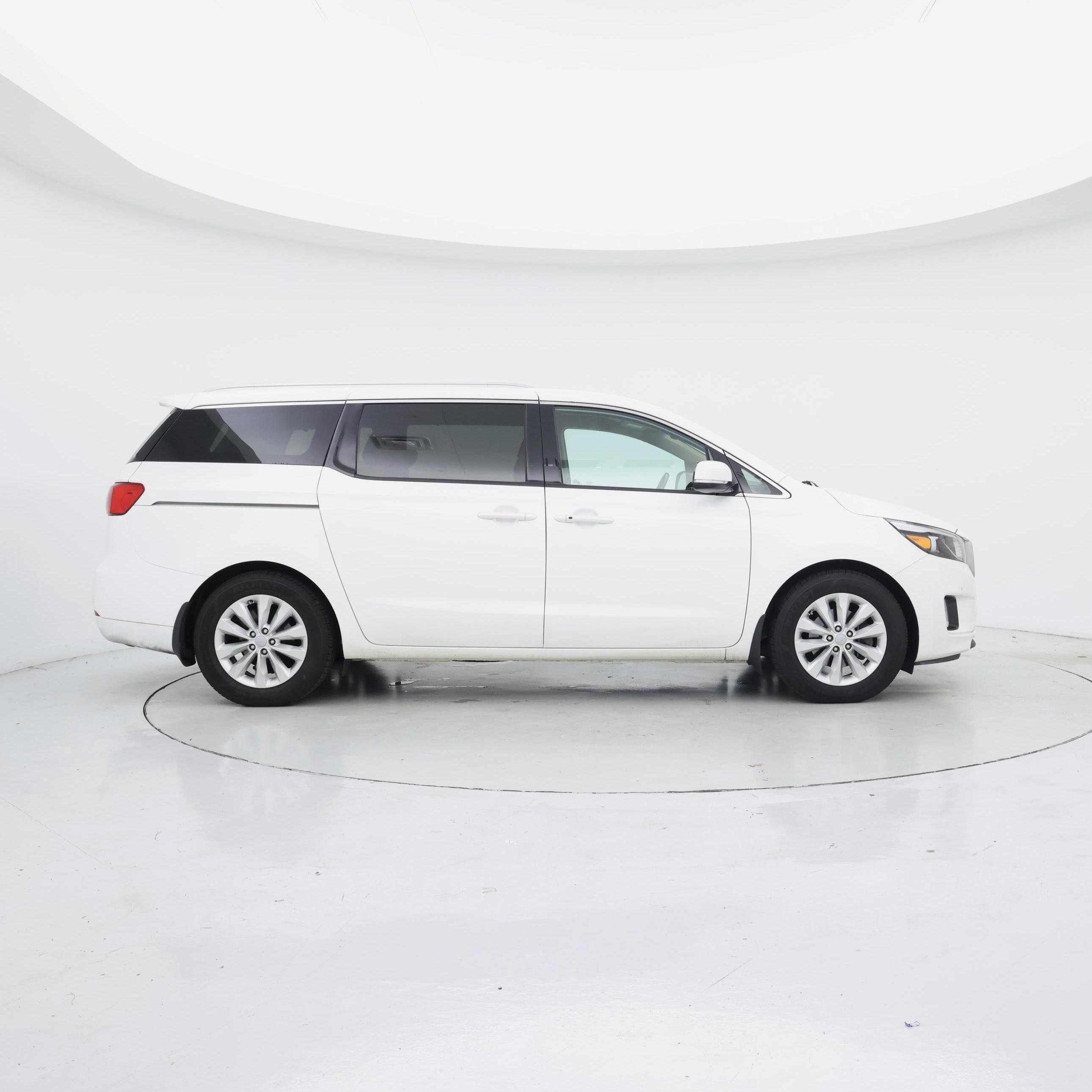 Thumbnail: 2017 Kia Sedona - 7