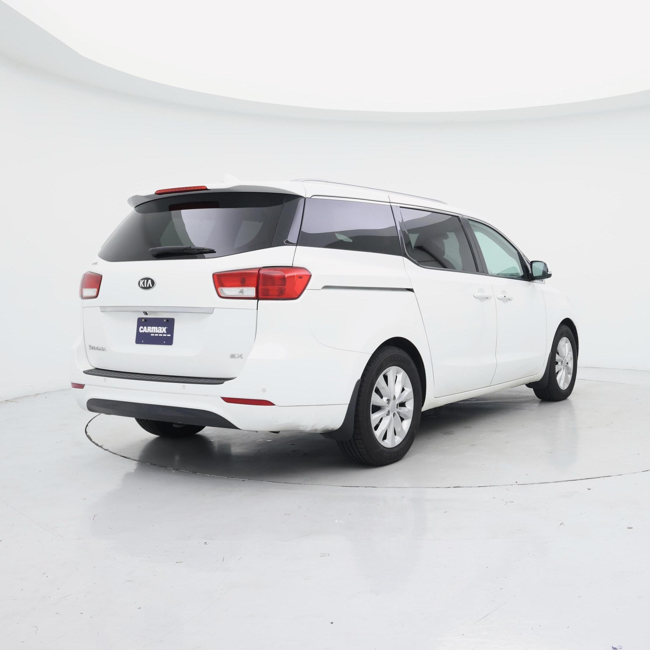 Thumbnail: 2017 Kia Sedona - 8