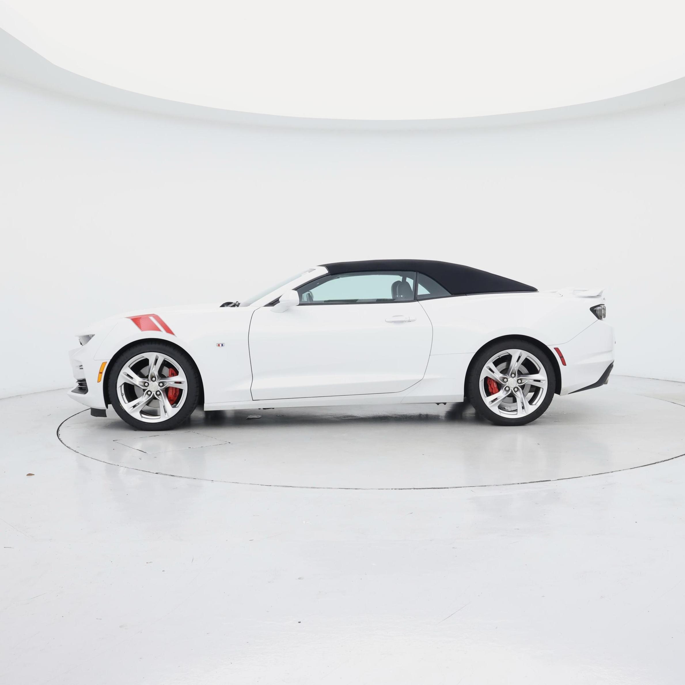 Thumbnail: 2023 Chevrolet Camaro - 3
