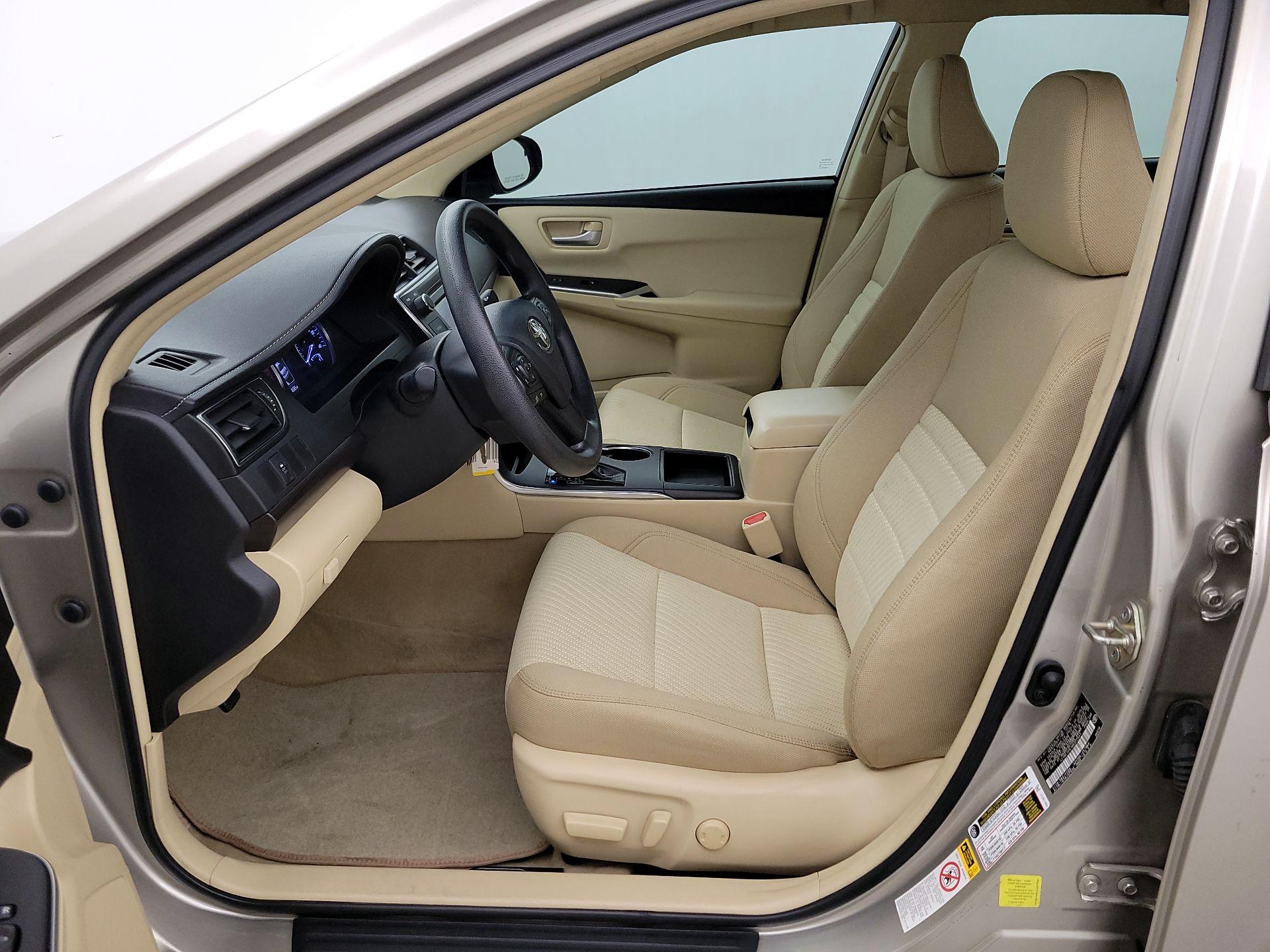 Thumbnail: 2017 Toyota Camry - 11