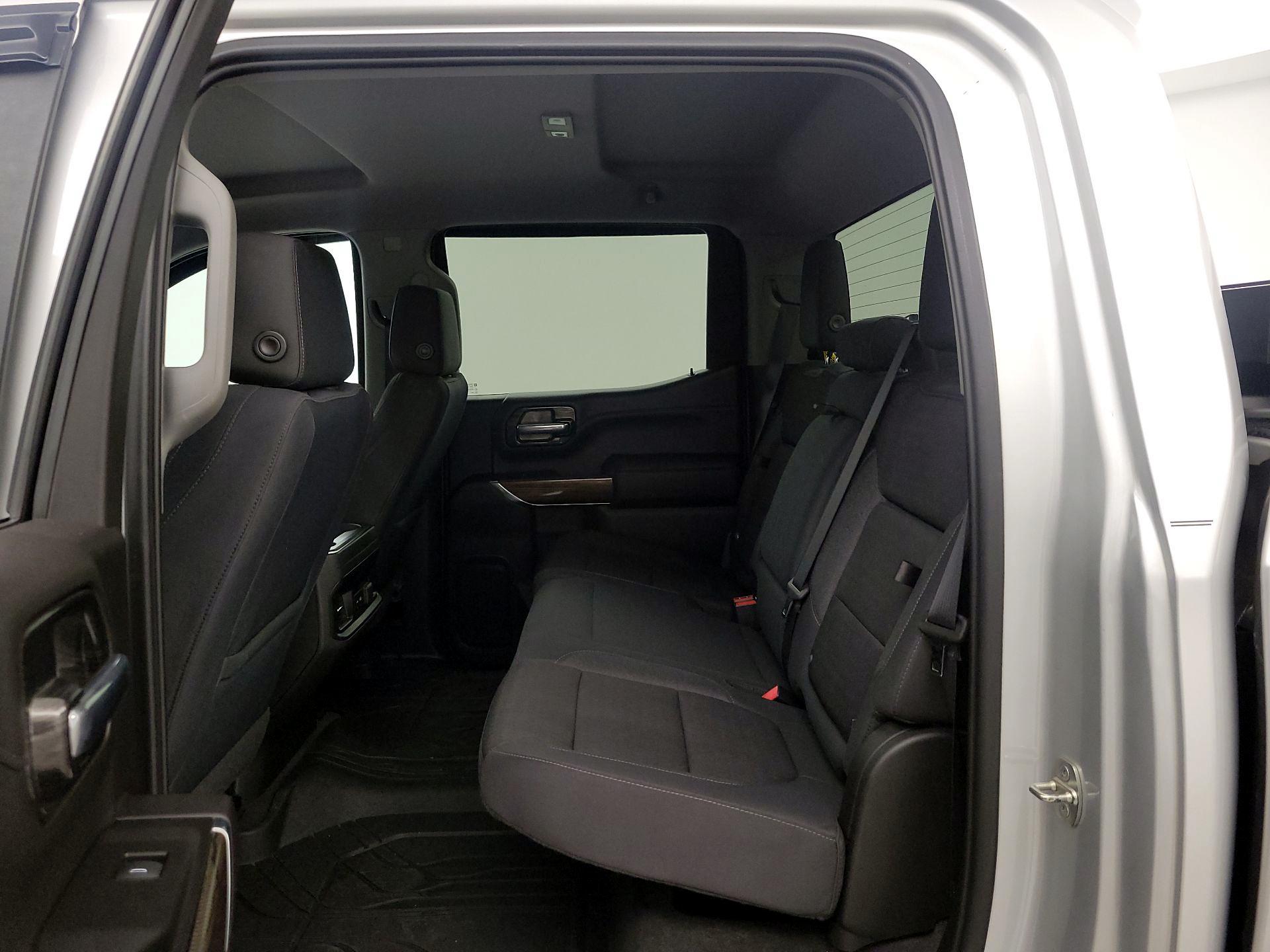 Thumbnail: 2019 Chevrolet Silverado 1500 - 19