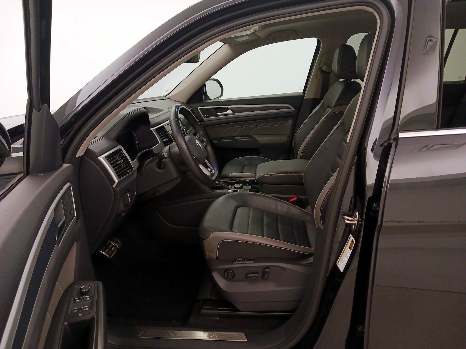 2023 Volkswagen Atlas SEL Premium R-Line - Photo 12