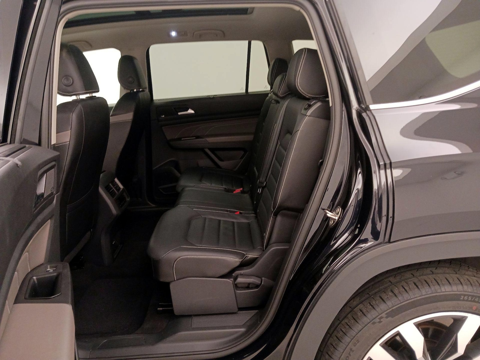 2023 Volkswagen Atlas SEL Premium R-Line - Photo 21