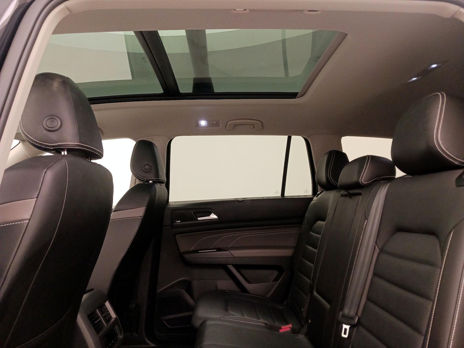 2023 Volkswagen Atlas SEL Premium R-Line - Photo 26