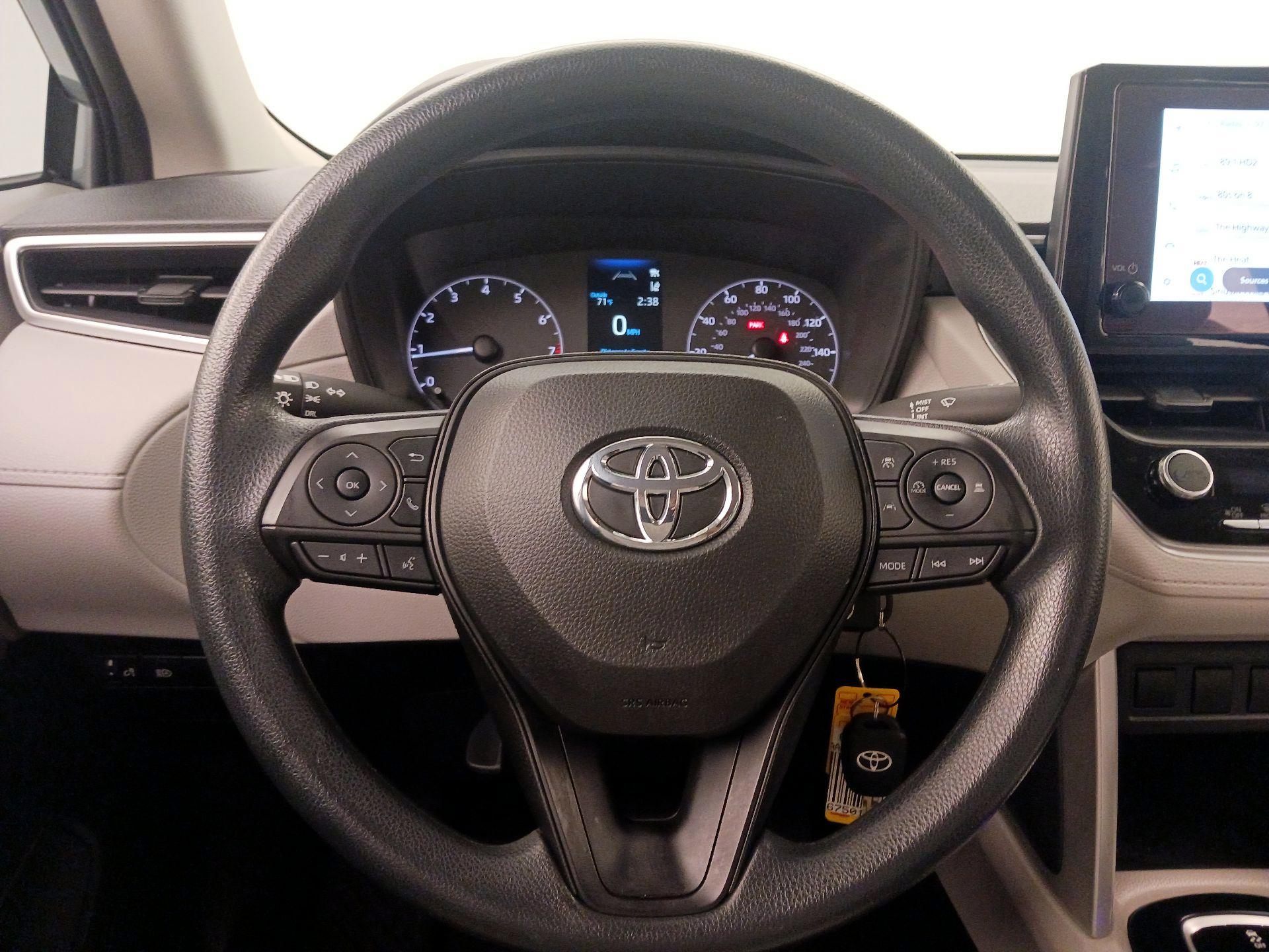 Thumbnail: 2023 Toyota Corolla Cross - 10