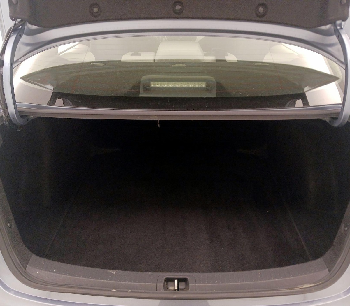 Trunk/Cargo (Seats Up)