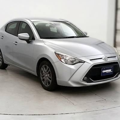 2020 Toyota Yaris LE