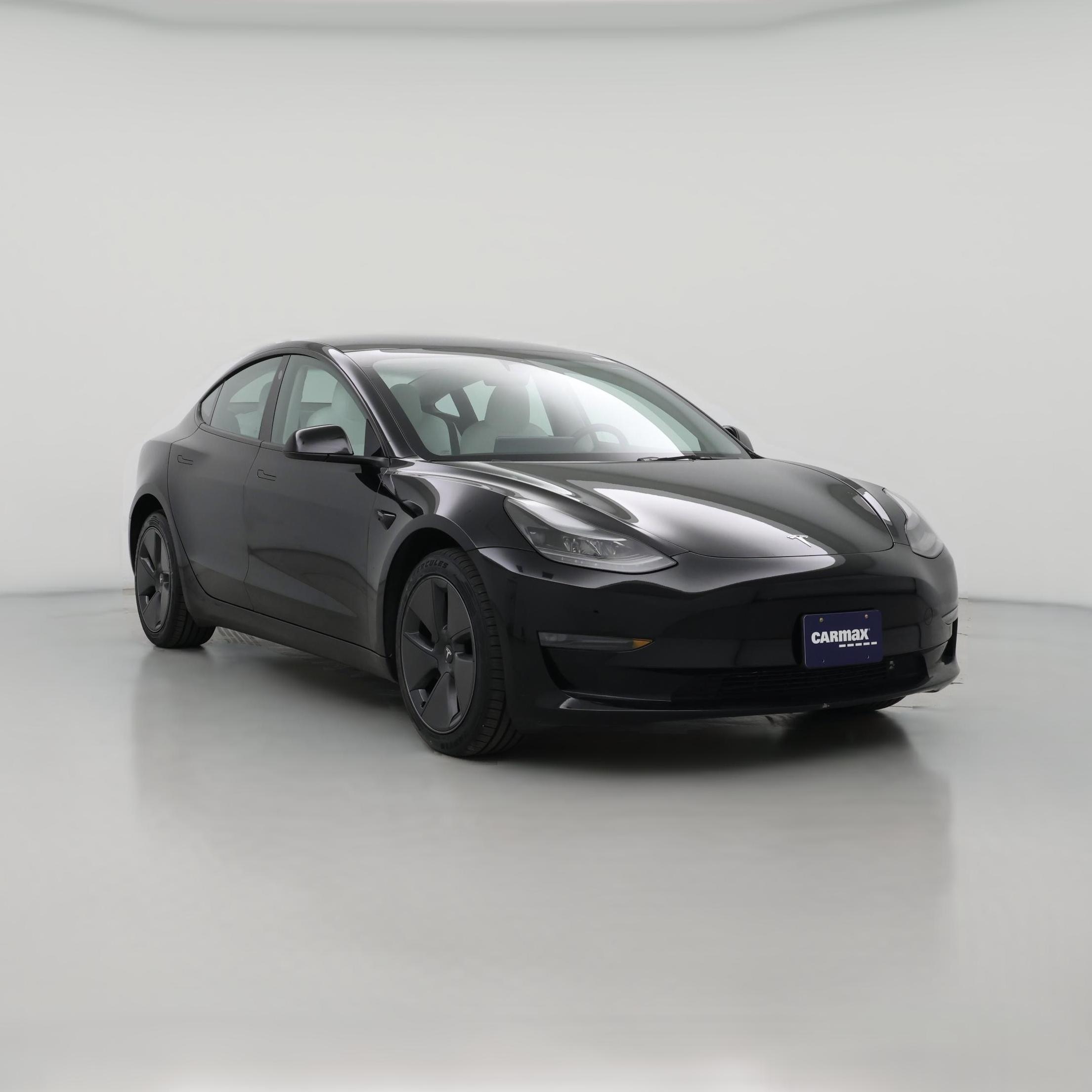 Thumbnail: 2023 Tesla Model 3 - 1