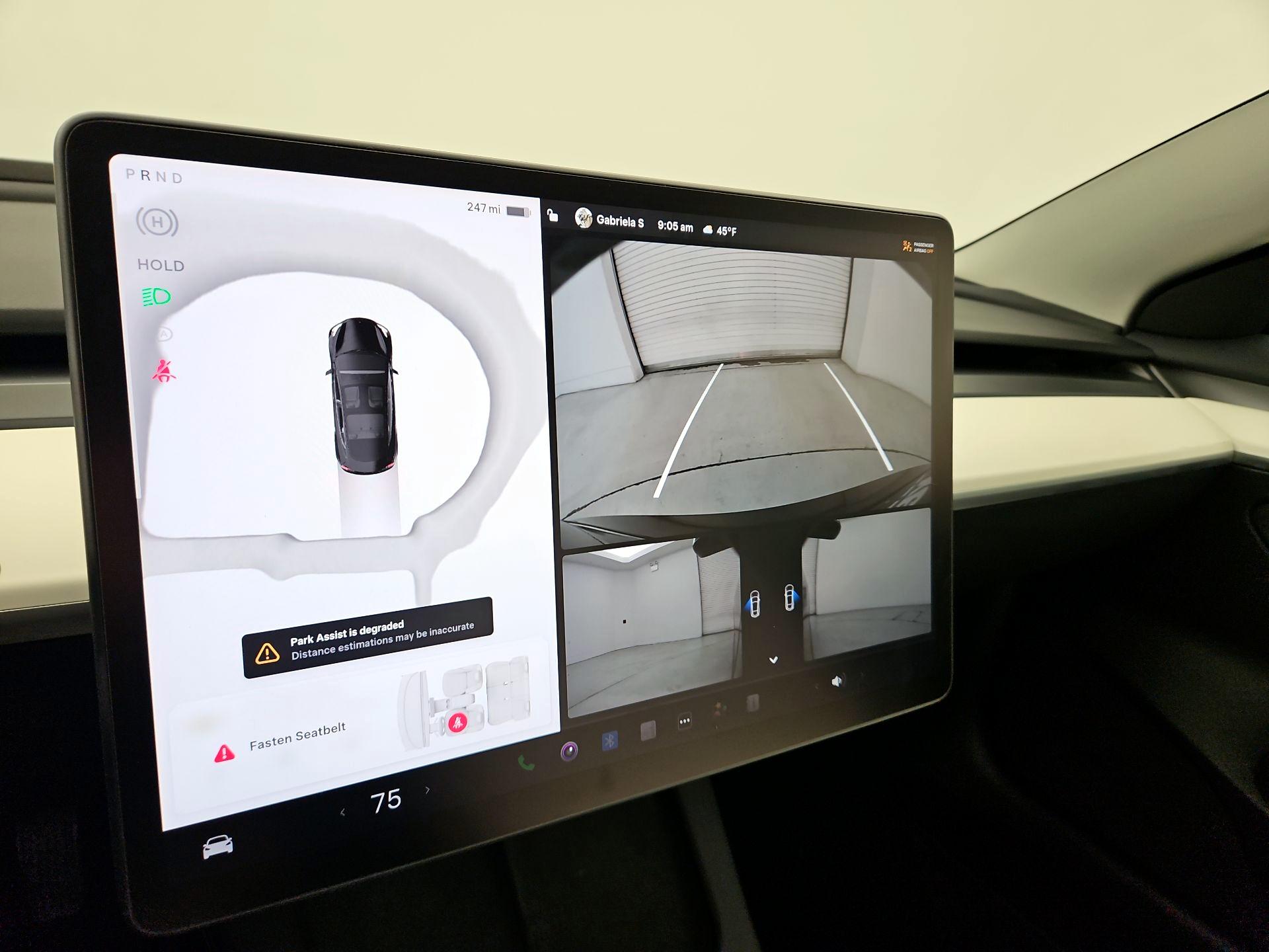 Thumbnail: 2023 Tesla Model 3 - 14