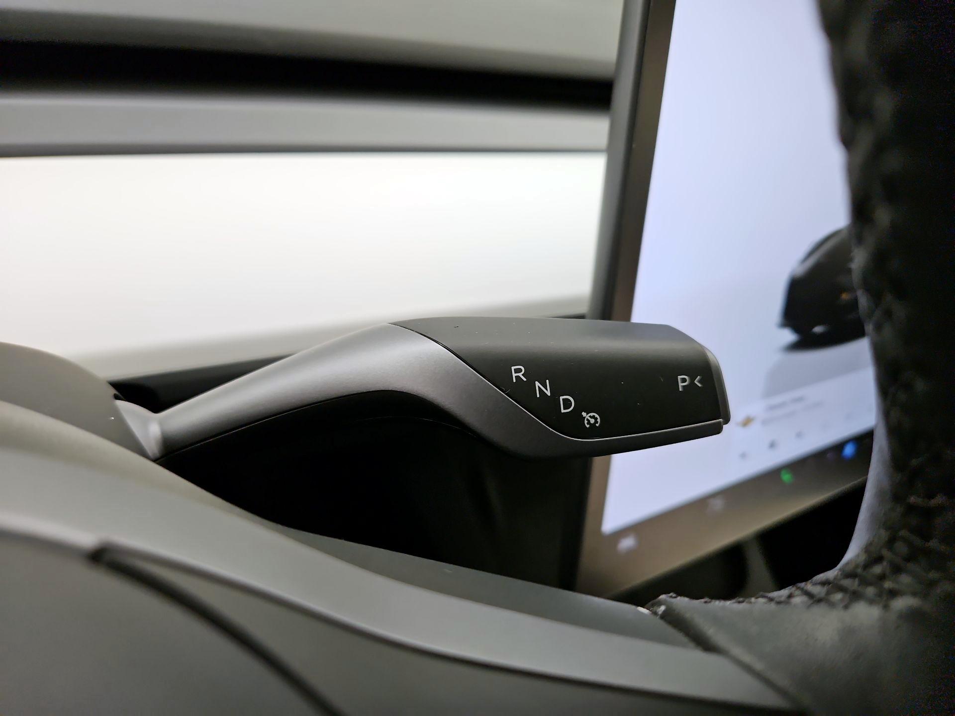 Thumbnail: 2023 Tesla Model 3 - 17