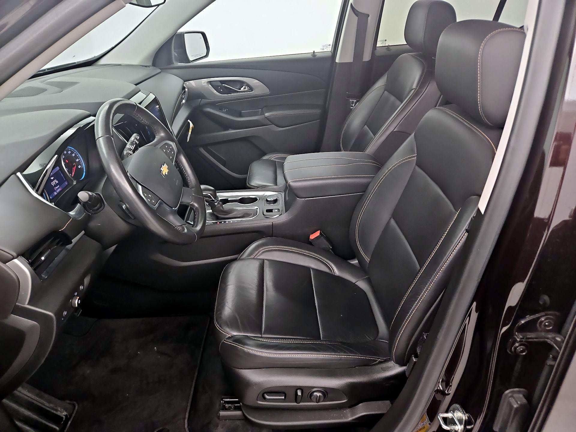 Thumbnail: 2021 Chevrolet Traverse - 11