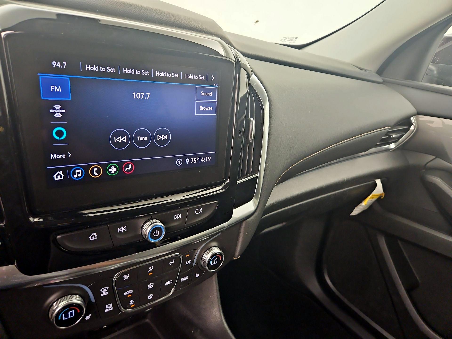 Thumbnail: 2021 Chevrolet Traverse - 15