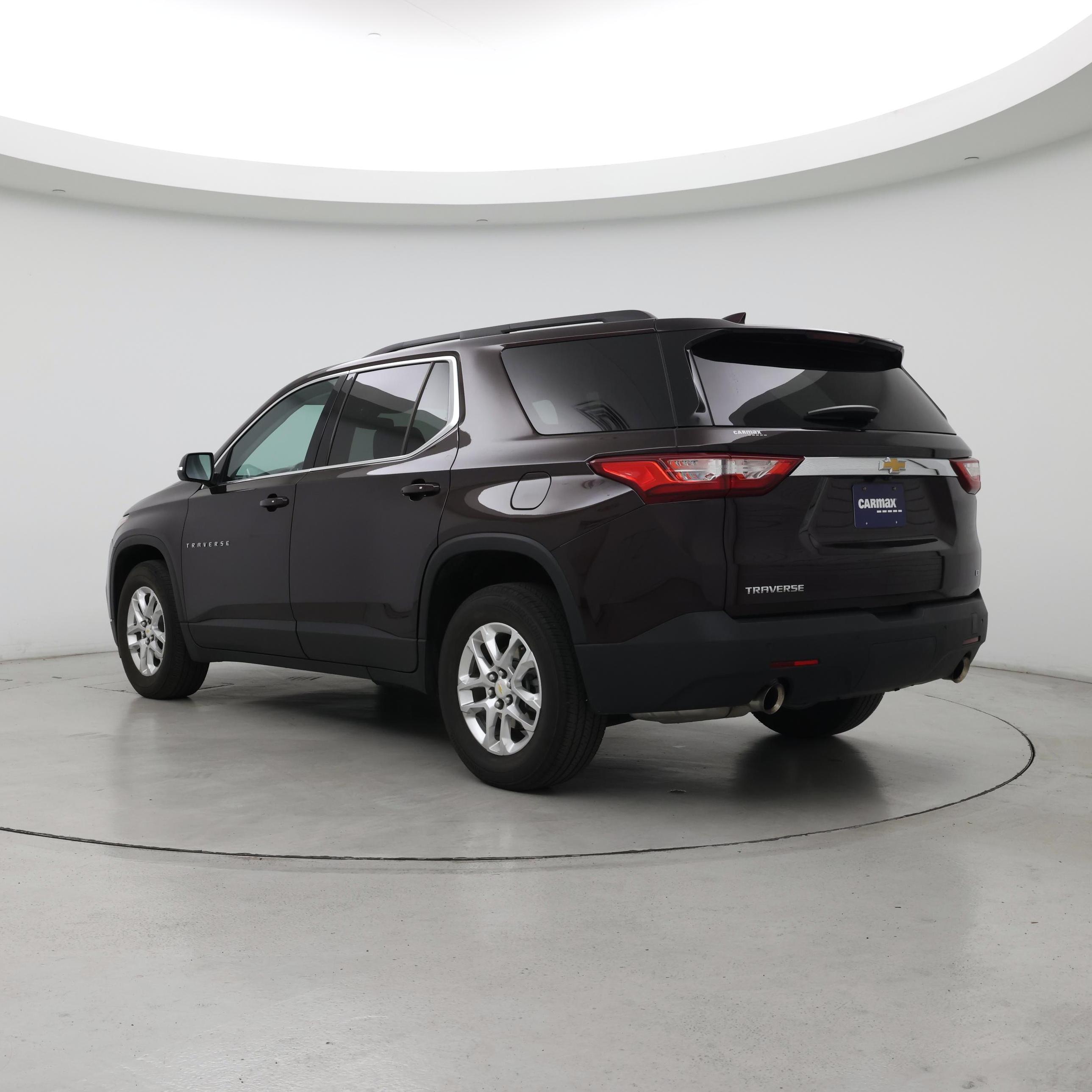 Thumbnail: 2021 Chevrolet Traverse - 2