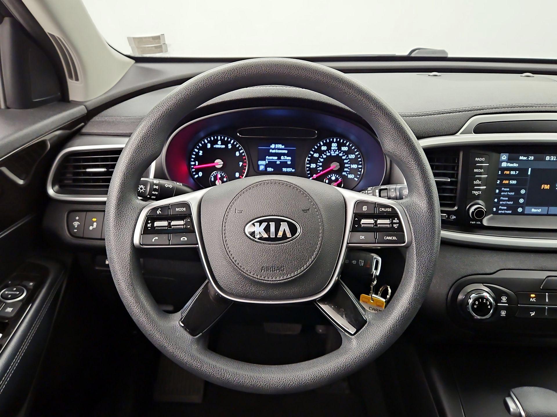 Thumbnail: 2020 Kia Sorento - 10