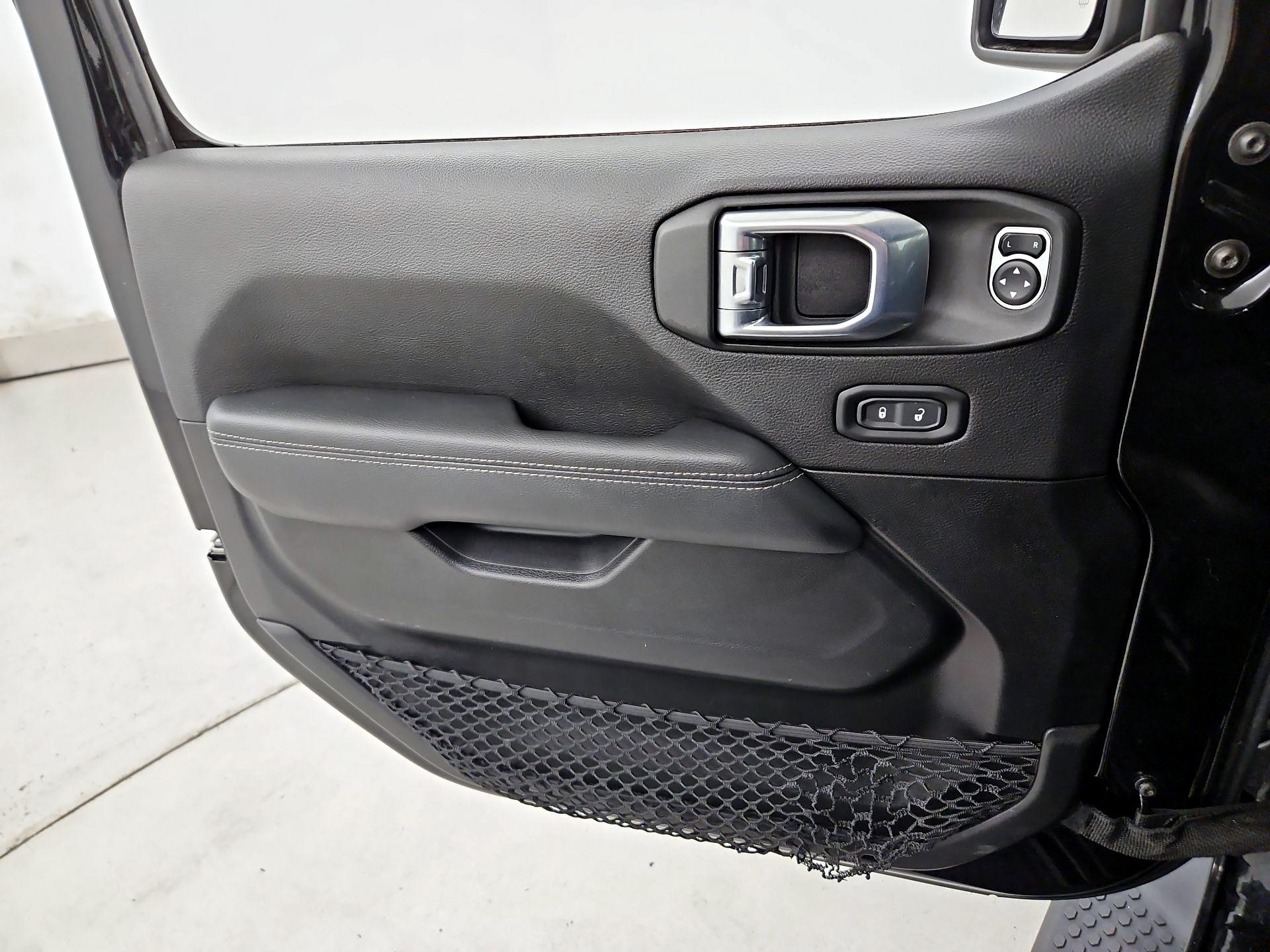 Thumbnail: 2021 Jeep Wrangler - 12