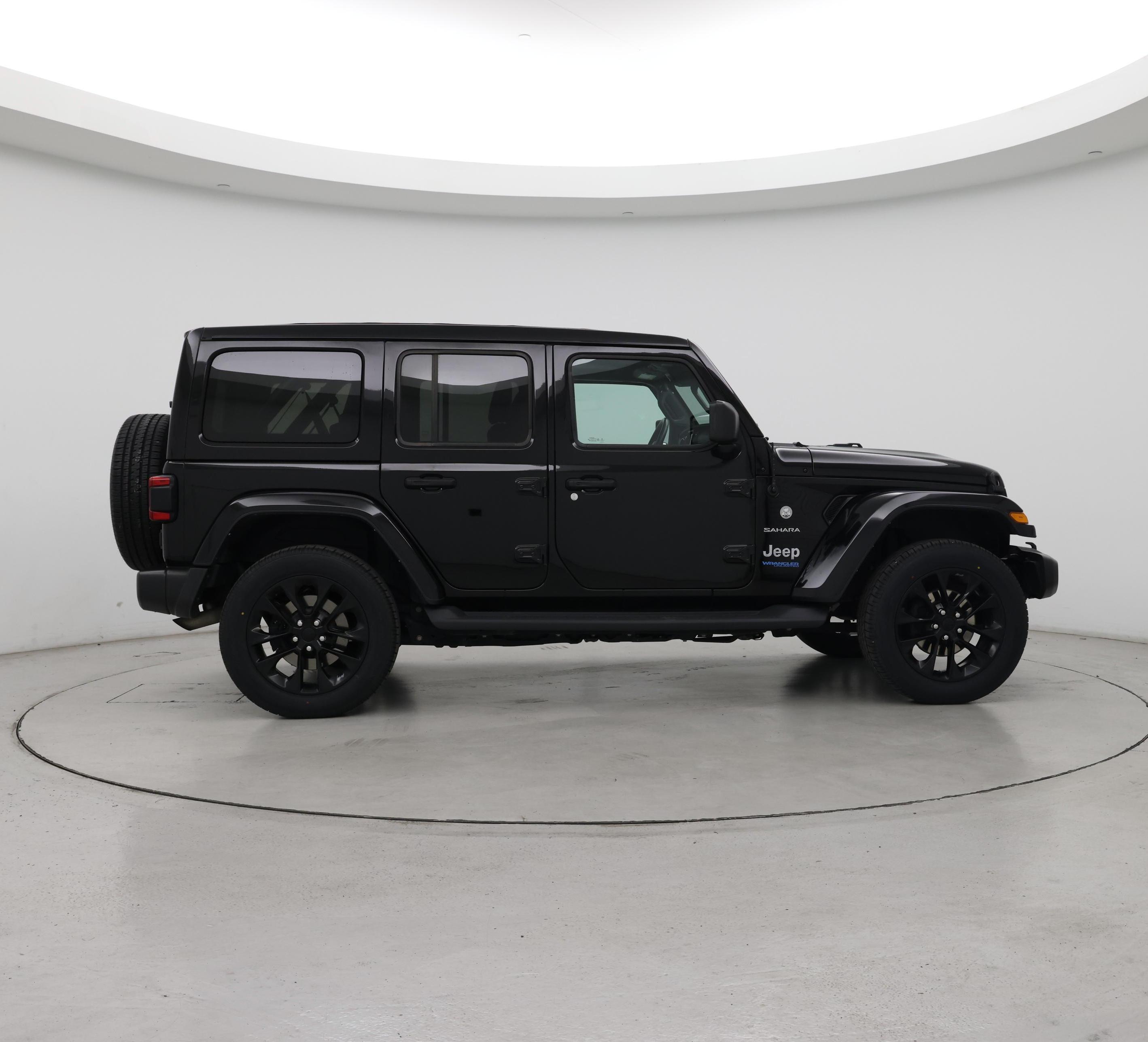 Thumbnail: 2021 Jeep Wrangler - 7