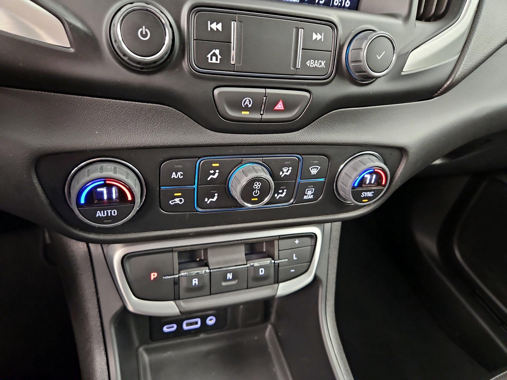 Thumbnail: 2024 GMC Terrain - 16