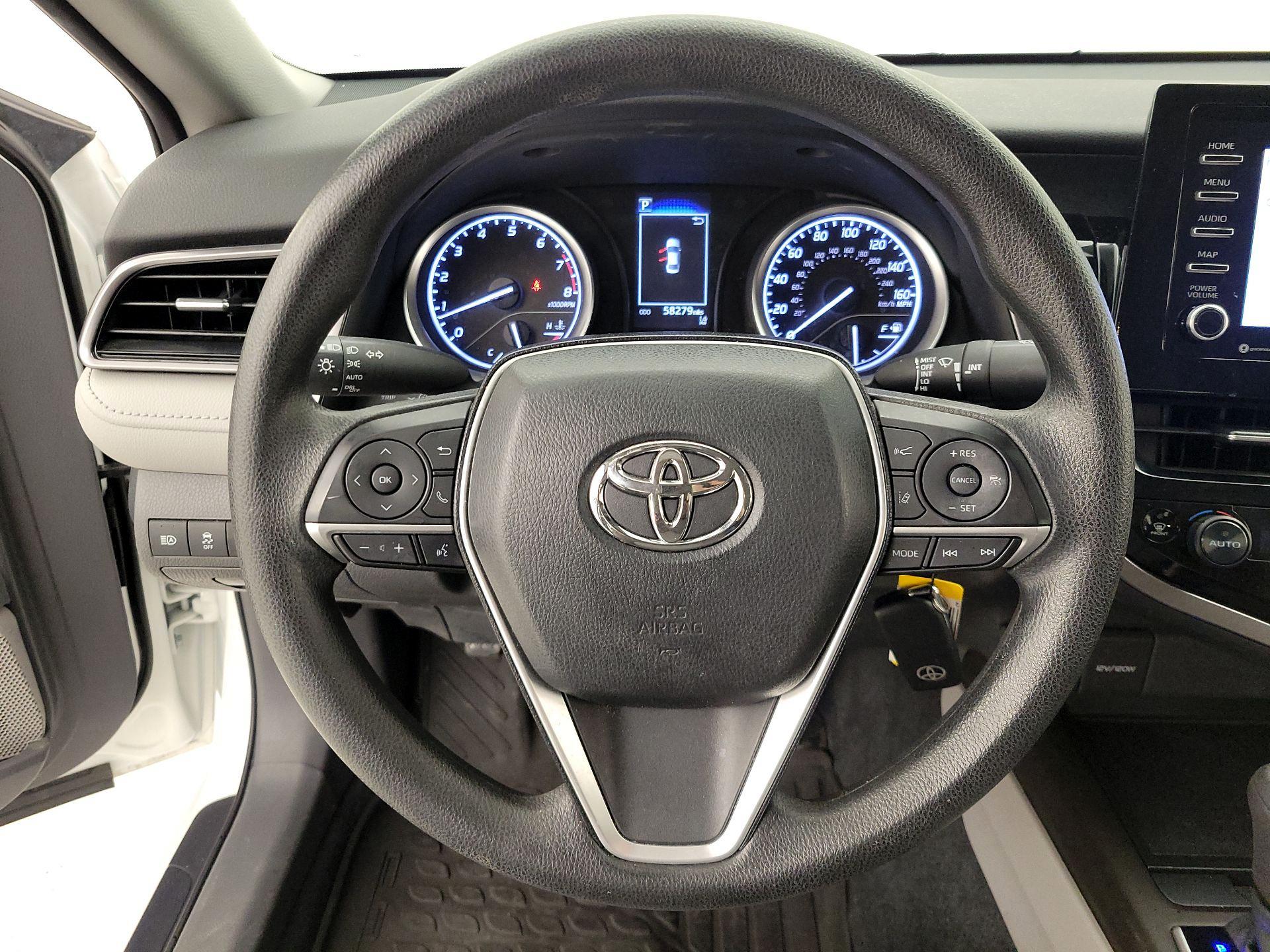 Thumbnail: 2023 Toyota Camry - 10