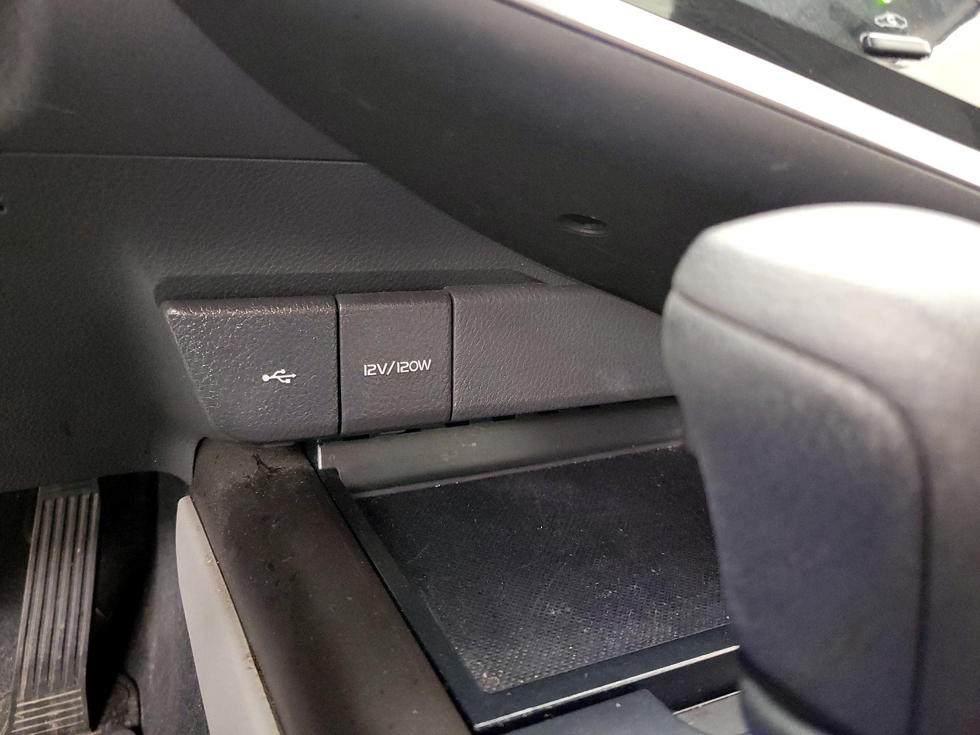 Thumbnail: 2023 Toyota Camry - 18