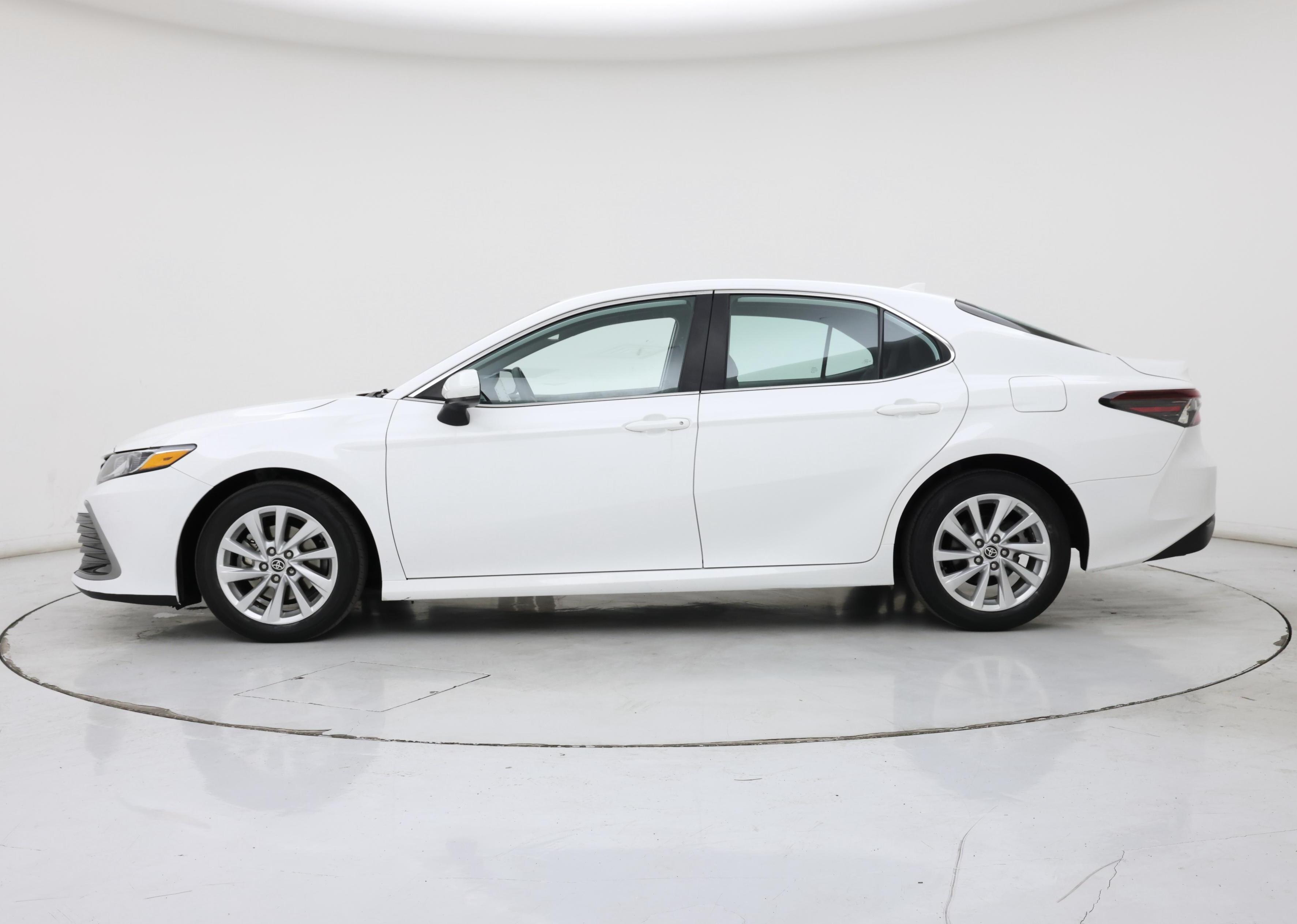 Thumbnail: 2023 Toyota Camry - 3