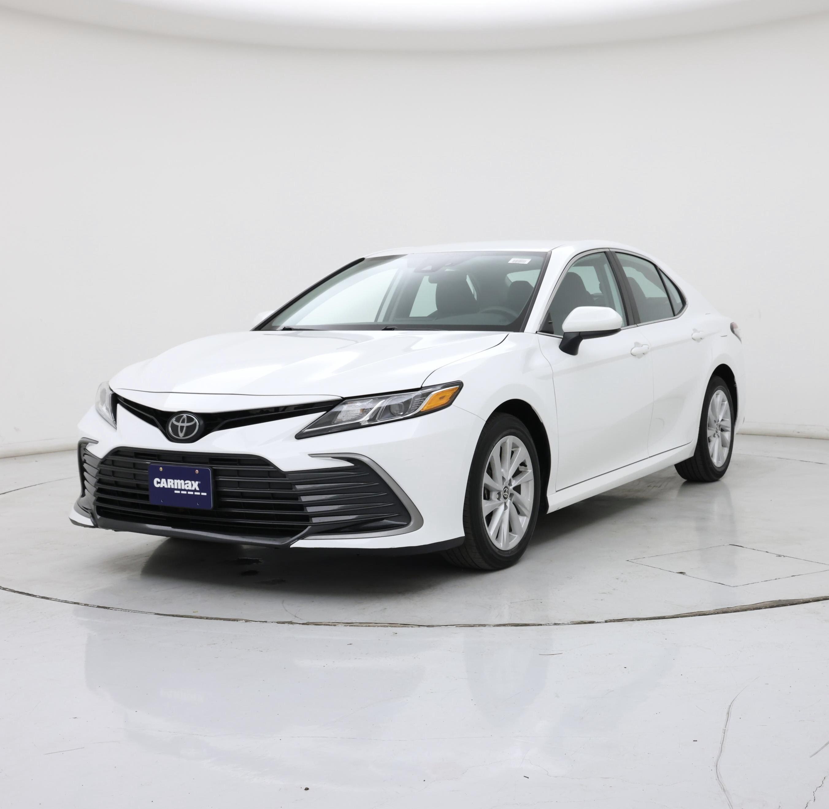 Thumbnail: 2023 Toyota Camry - 4