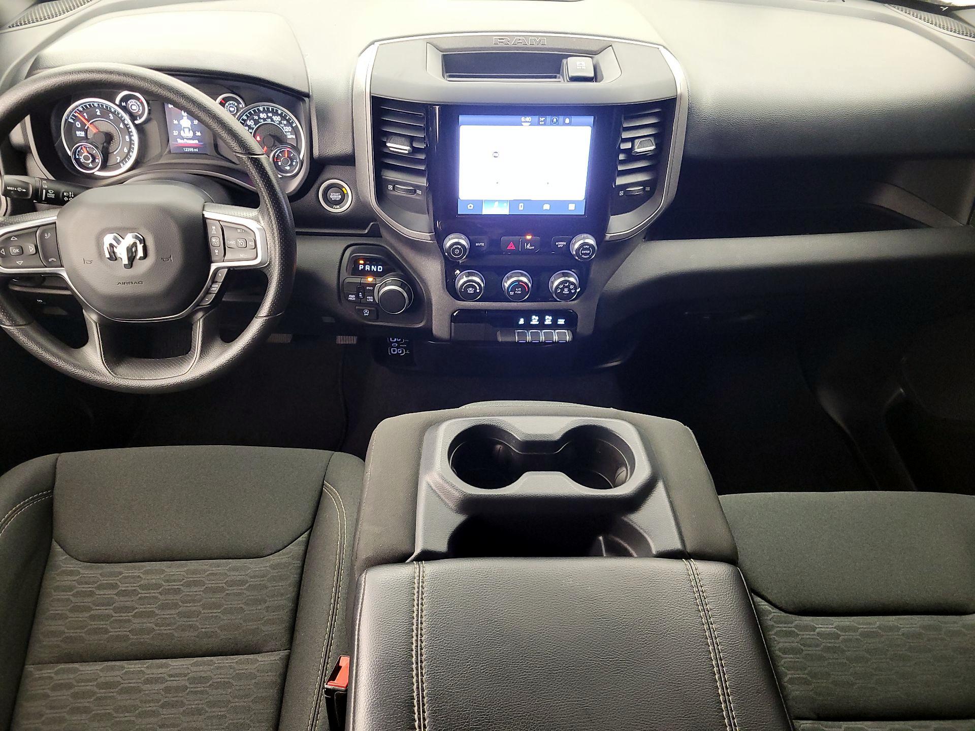 Thumbnail: 2025 RAM 1500 - 9