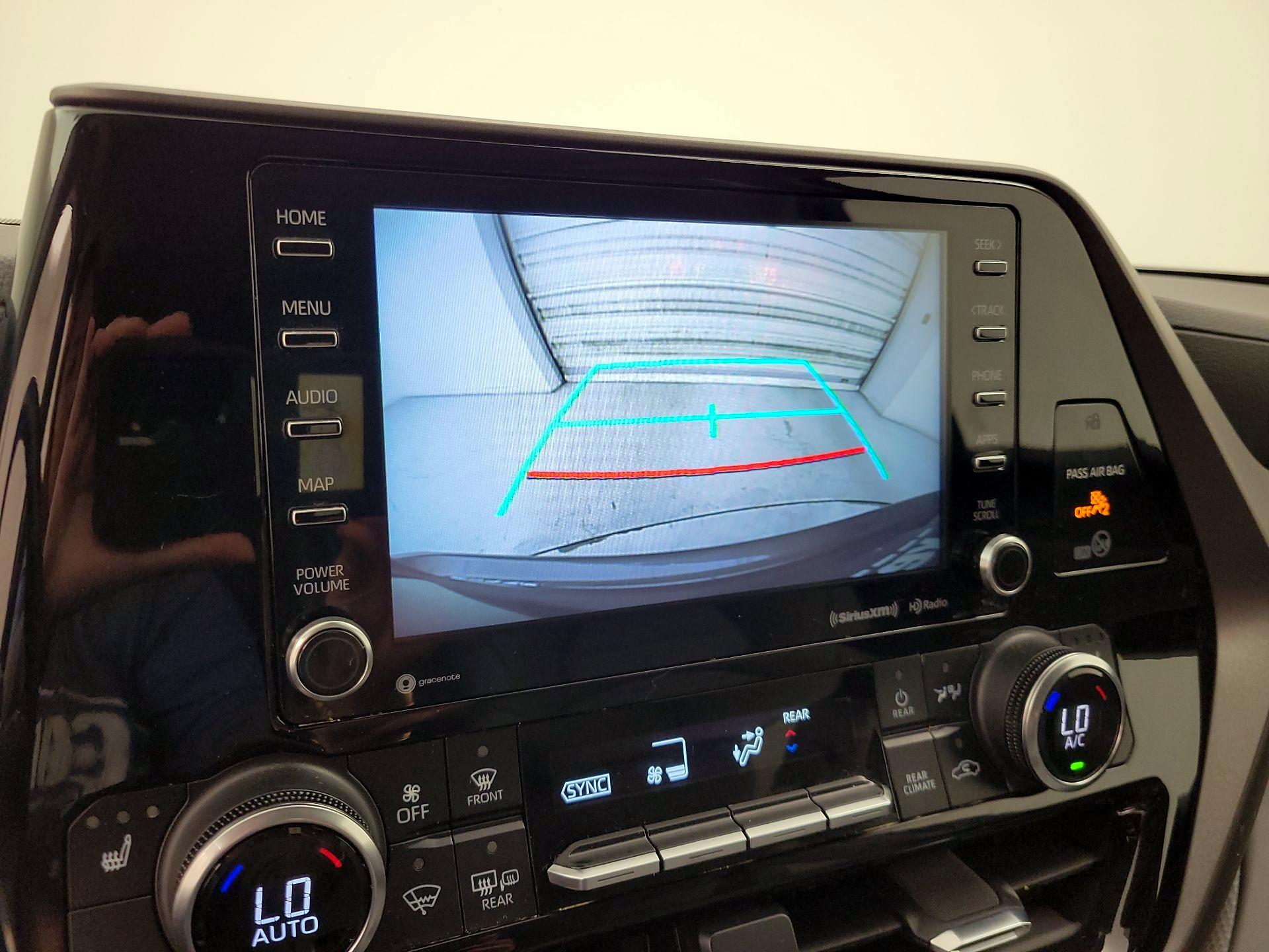 Thumbnail: 2022 Toyota Highlander - 14