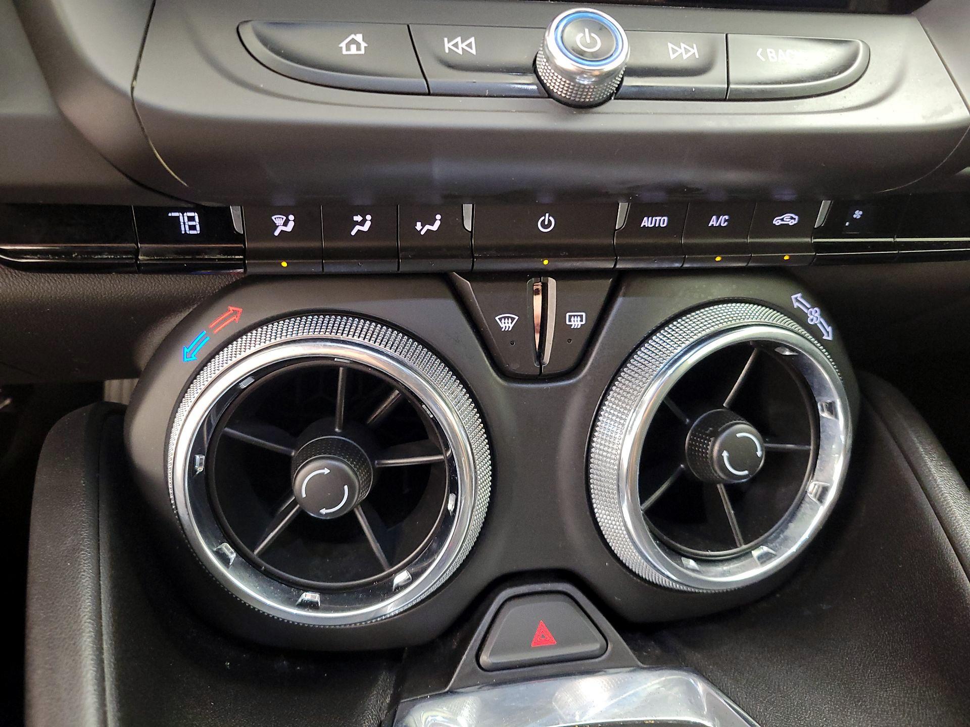 Thumbnail: 2024 Chevrolet Camaro - 15