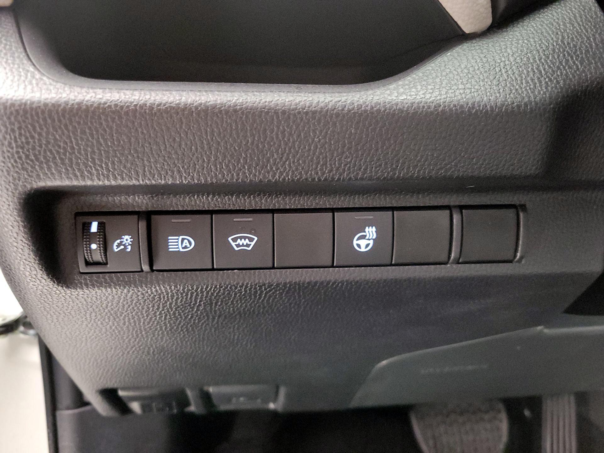 Thumbnail: 2024 Toyota RAV4 - 13