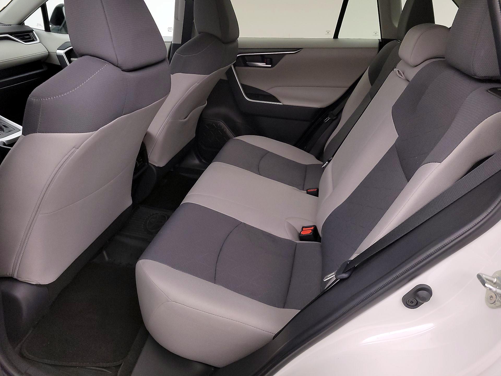 Thumbnail: 2024 Toyota RAV4 - 19