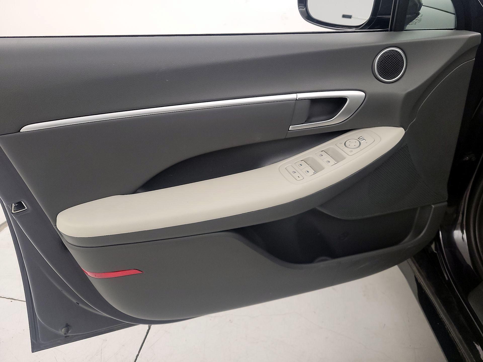 Thumbnail: 2025 Hyundai Sonata - 12