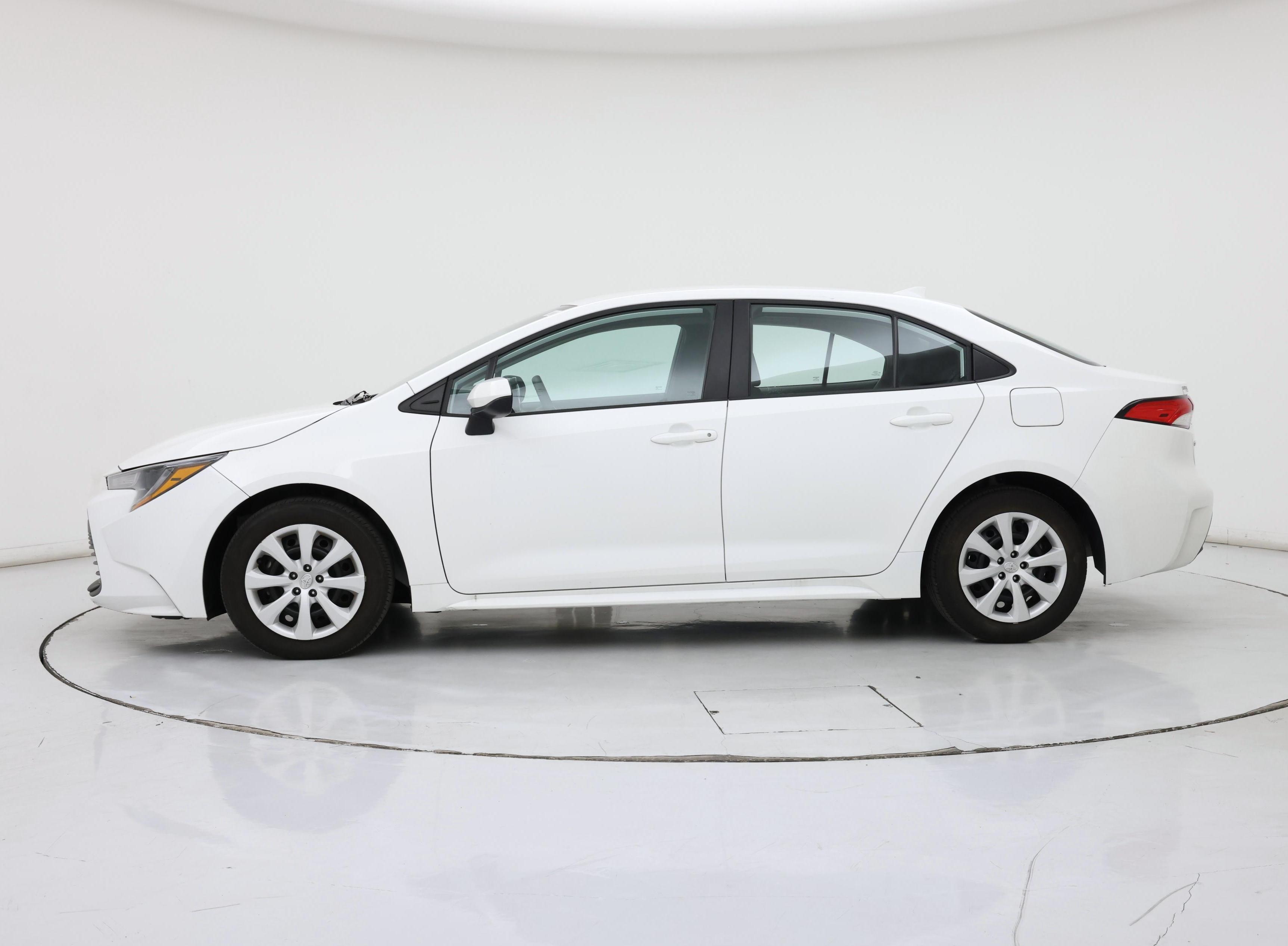 Thumbnail: 2024 Toyota Corolla - 3