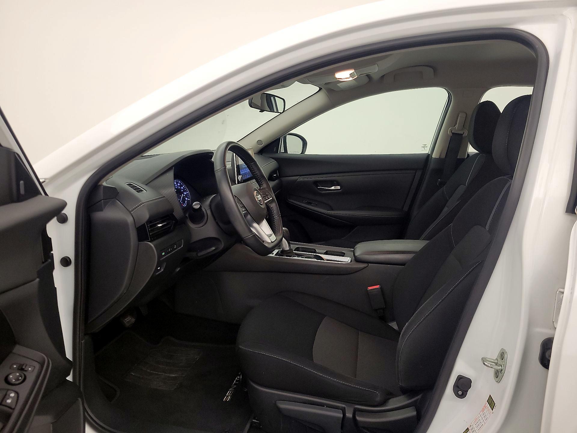 Thumbnail: 2023 Nissan Sentra - 11