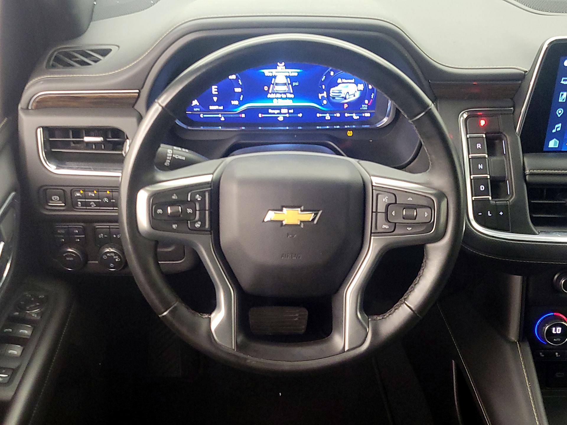 Thumbnail: 2023 Chevrolet Suburban - 10