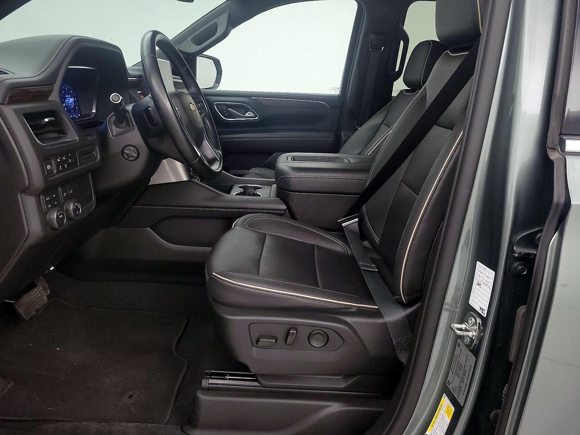 Thumbnail: 2023 Chevrolet Suburban - 11