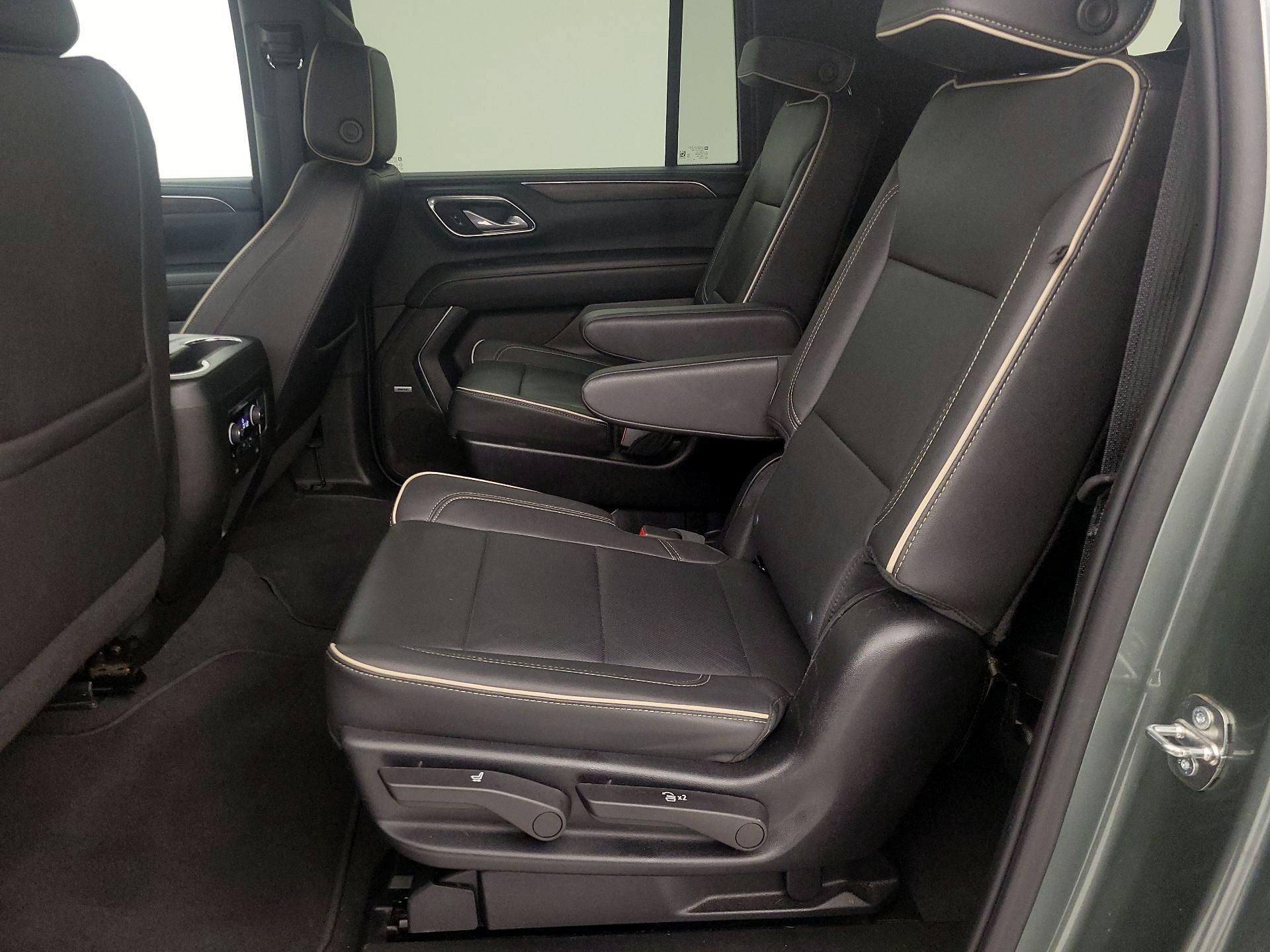 Thumbnail: 2023 Chevrolet Suburban - 19