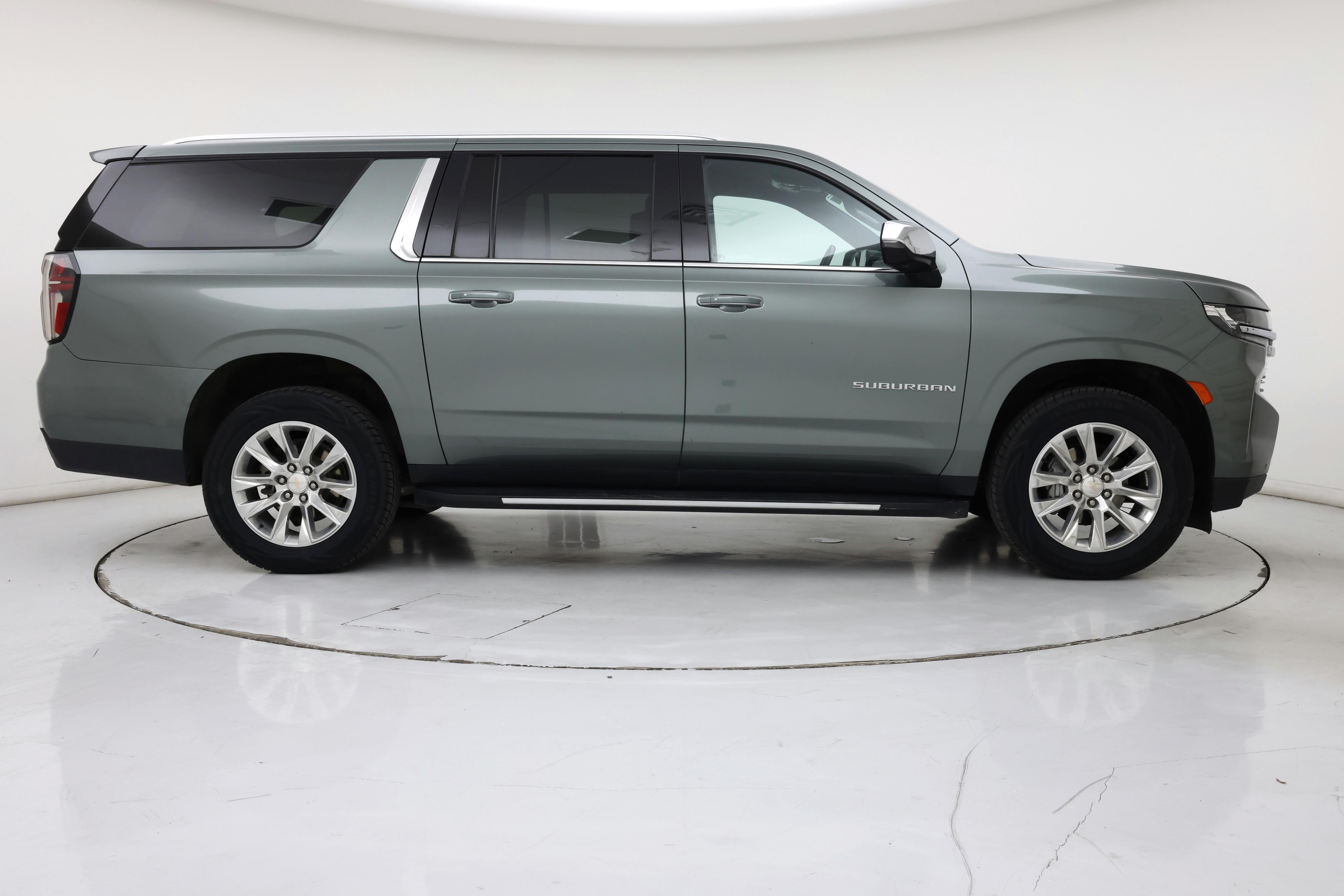 Thumbnail: 2023 Chevrolet Suburban - 7