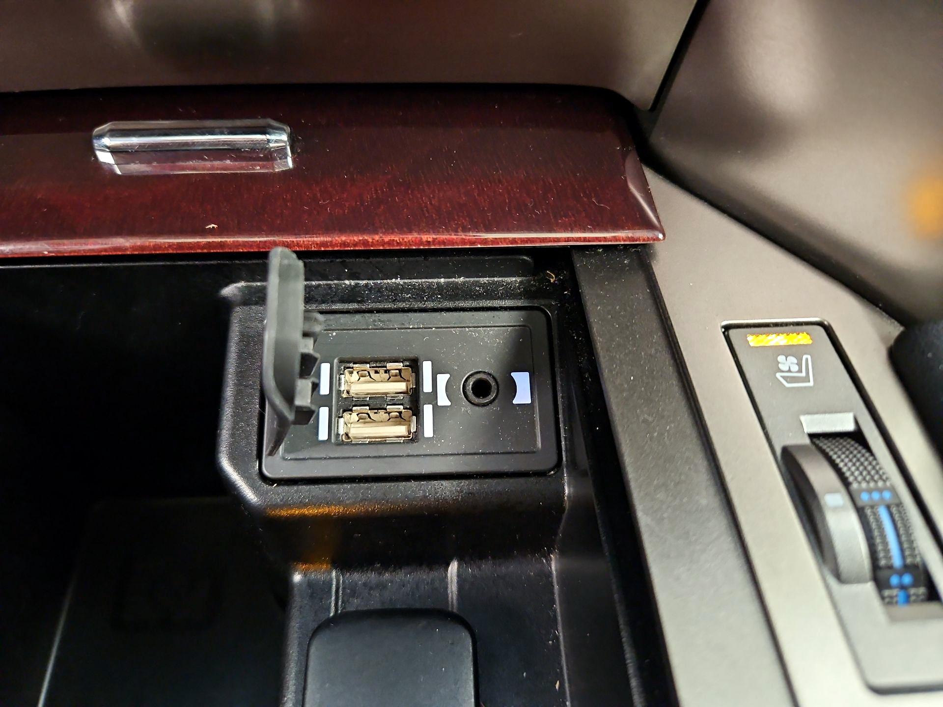 Thumbnail: 2018 Lexus GX - 19