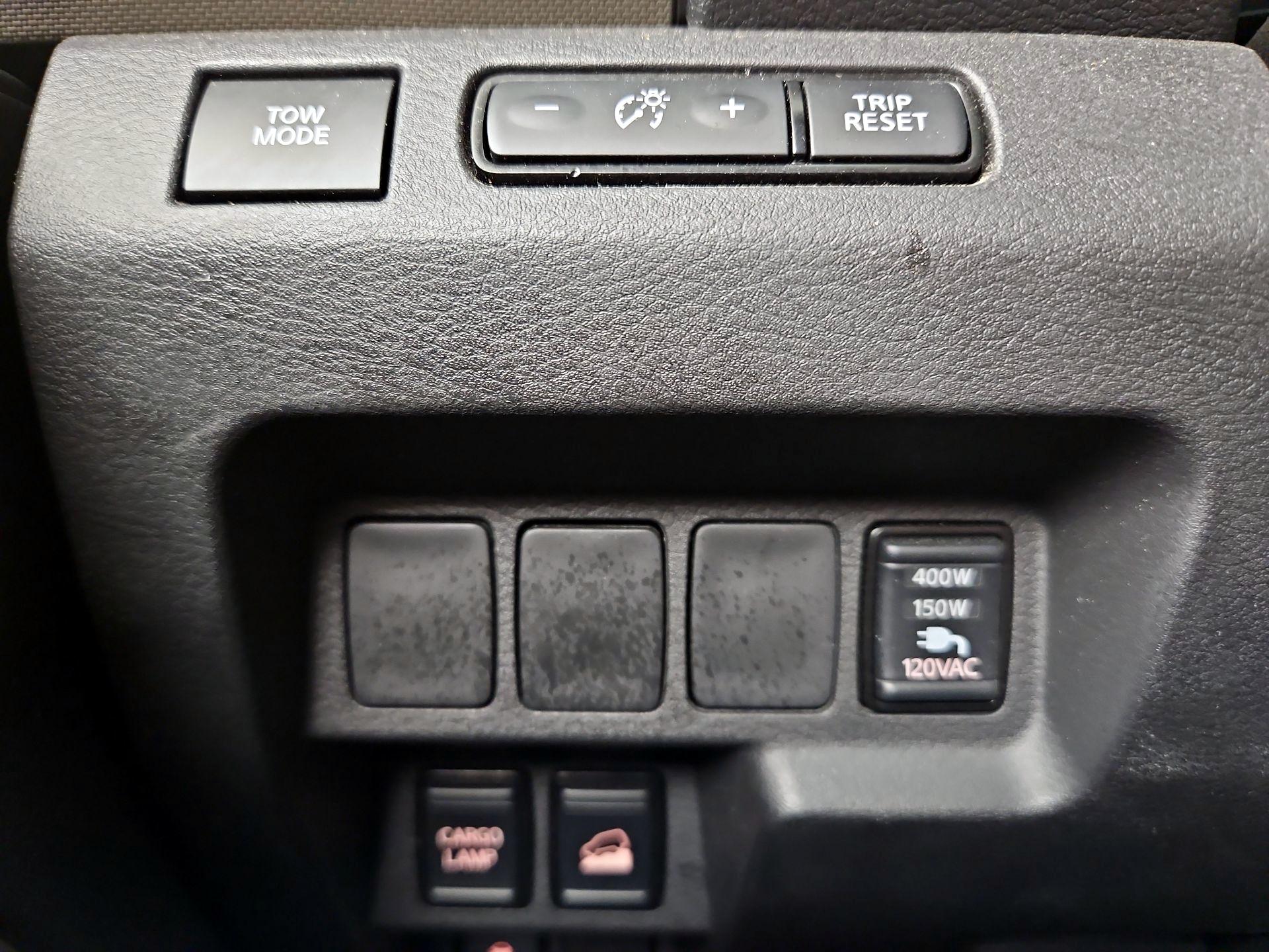 Thumbnail: 2022 Nissan Frontier - 13