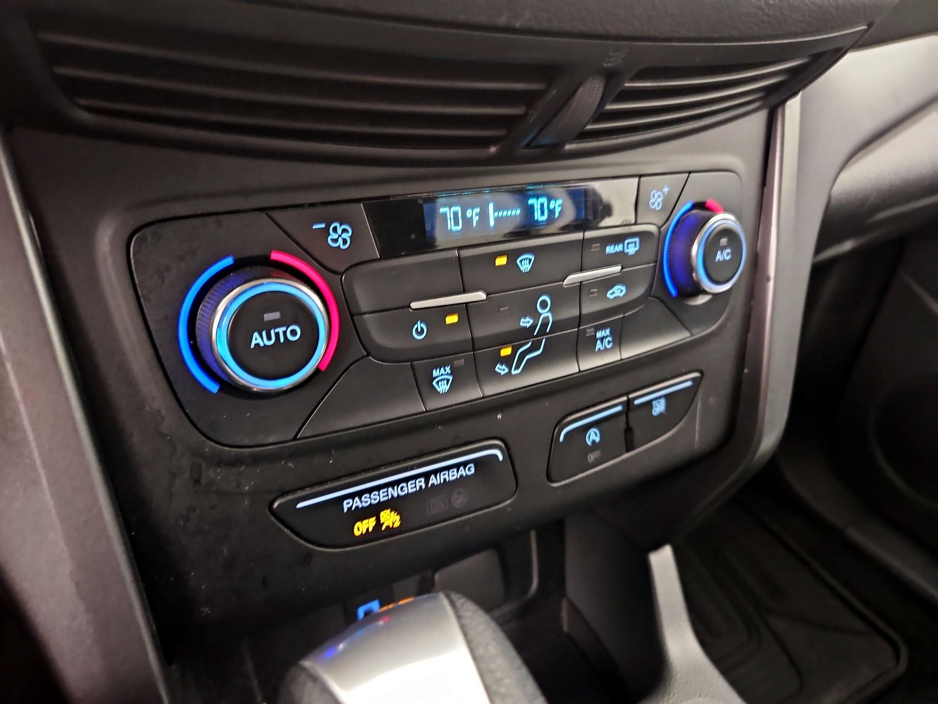 Thumbnail: 2017 Ford Escape - 16