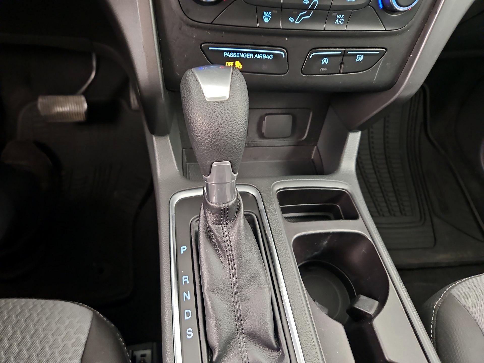 Thumbnail: 2017 Ford Escape - 17