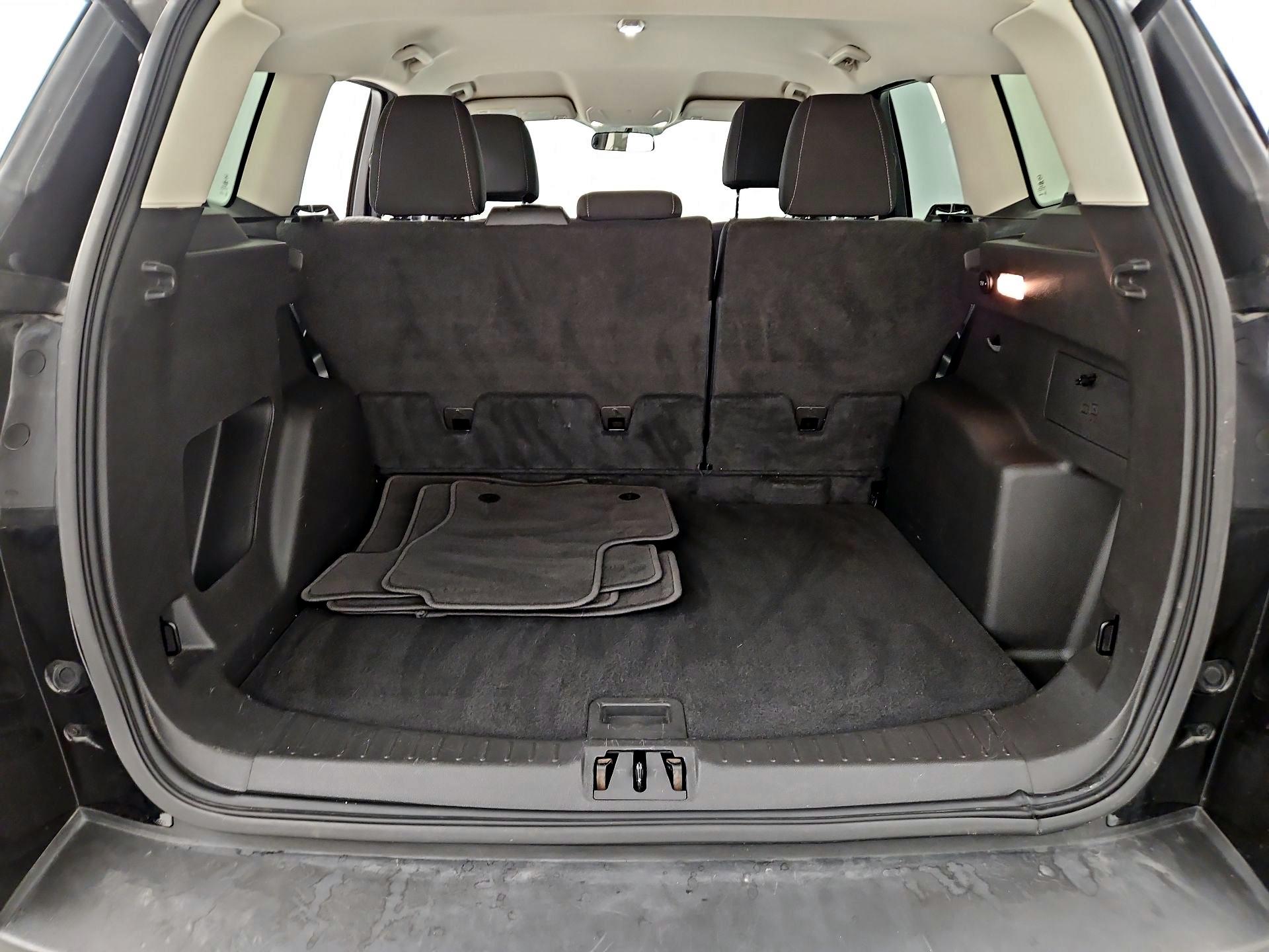 Thumbnail: 2017 Ford Escape - 20