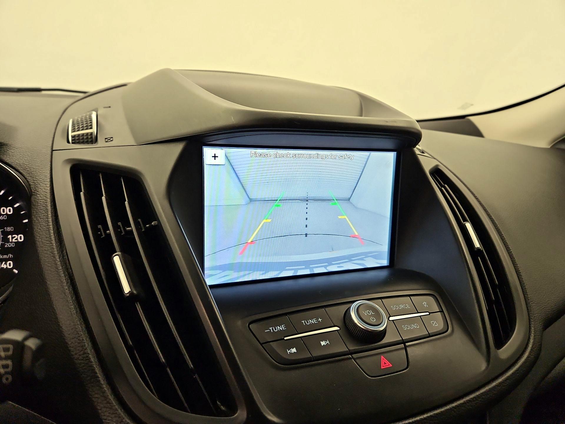 Thumbnail: 2019 Ford Escape - 14