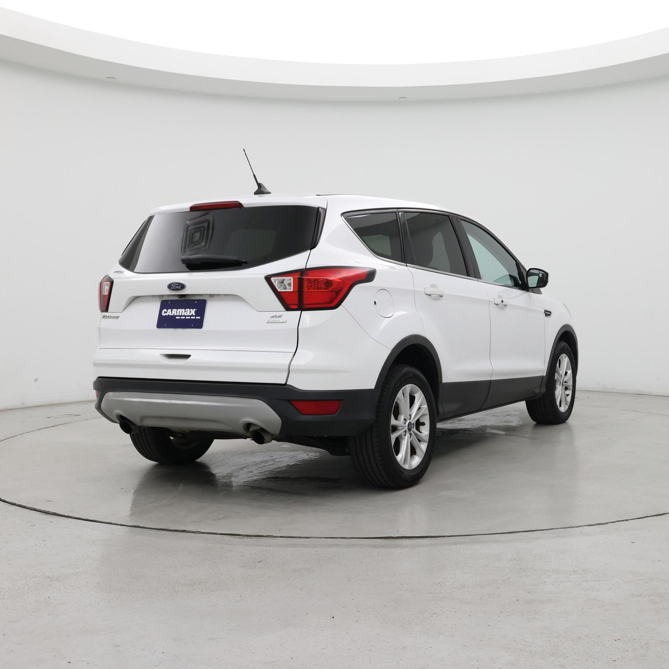 Thumbnail: 2019 Ford Escape - 8